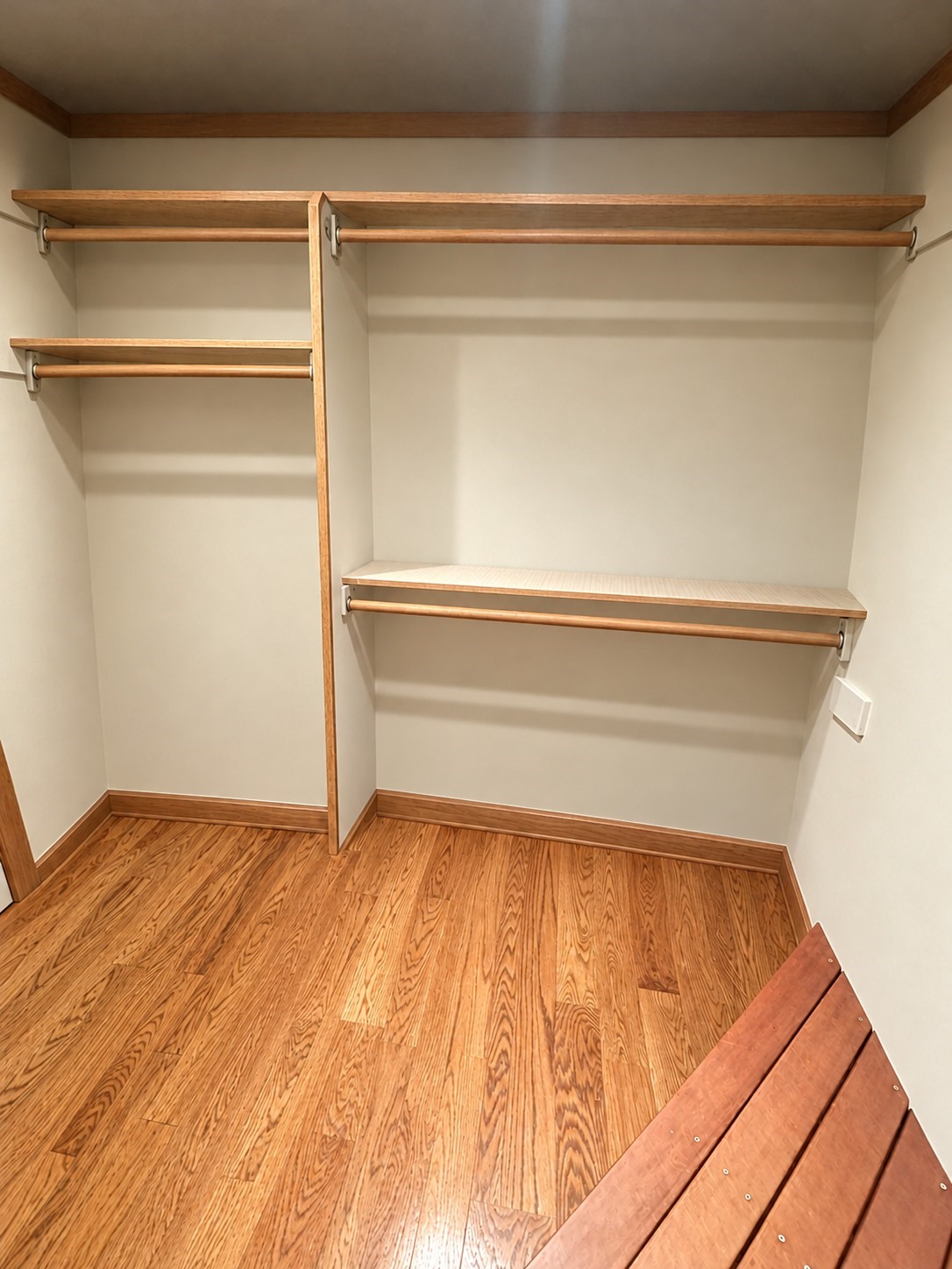 113 N Gold Flake TERRACE