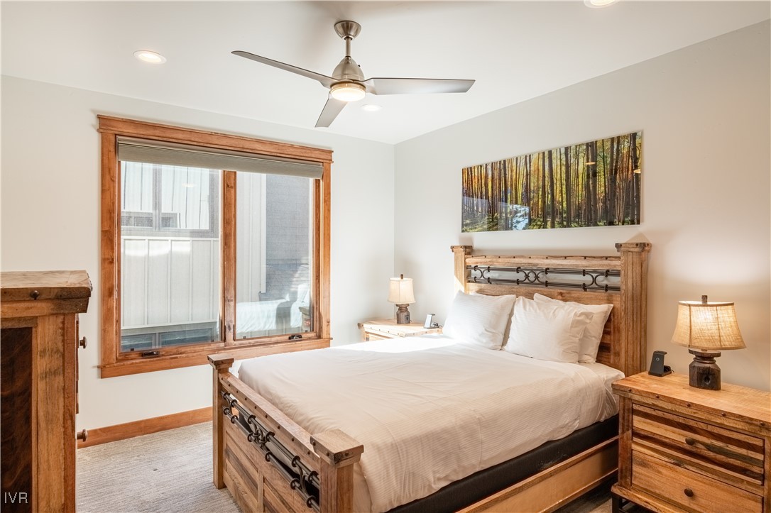 30 Lake Parkway 3