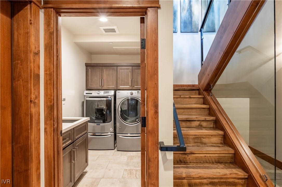 30 Lake Parkway 3