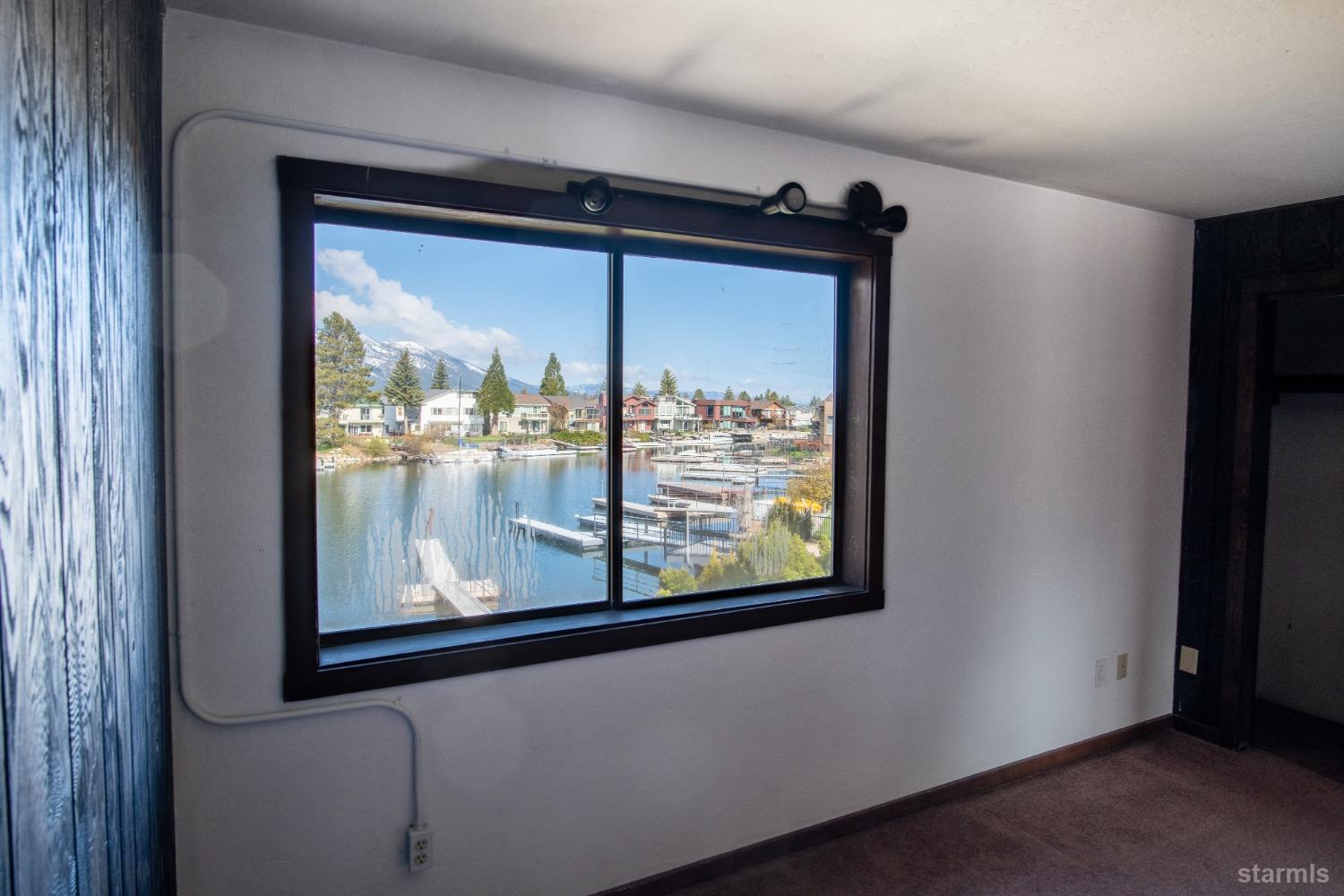 1895 Genevieve Court