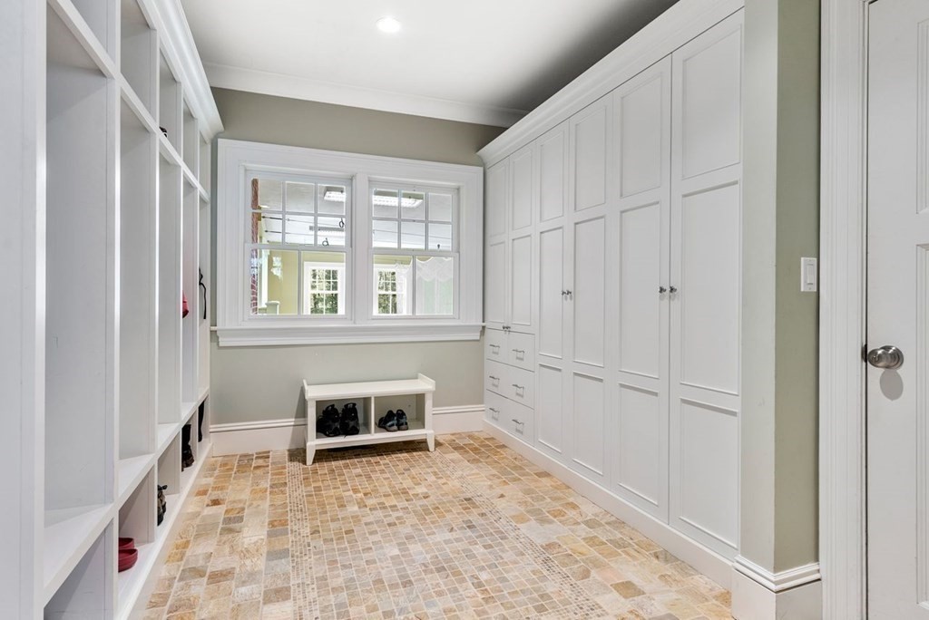 23 Forest Ave.