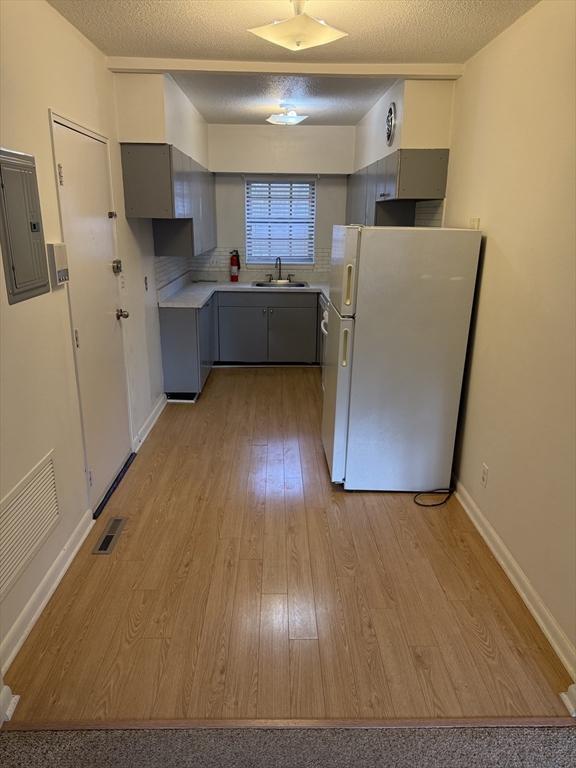 125 Lake Shore Rd # 2