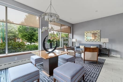 20 Hammond Pond Pkwy # 602