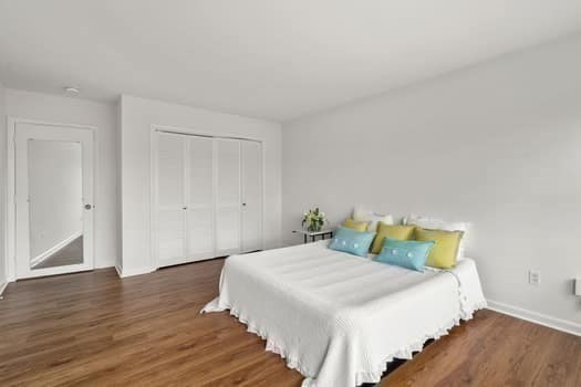 20 Hammond Pond Pkwy # 602