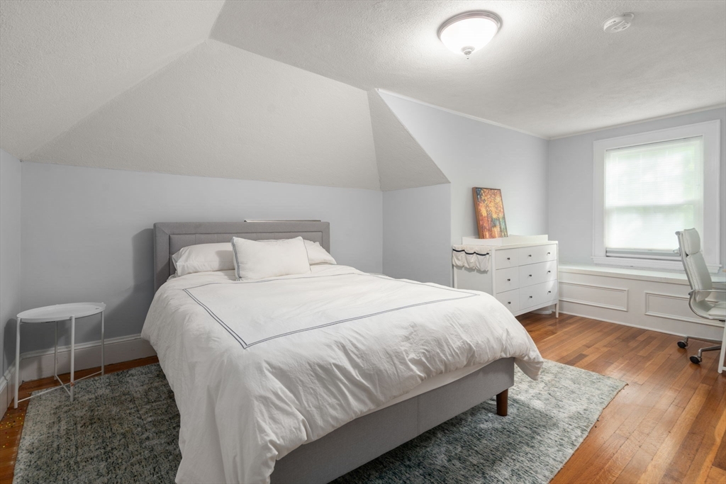 95 Langley Rd # 1