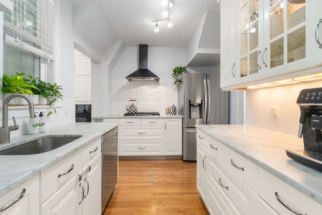 95 Langley Rd # 1