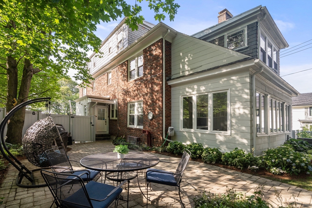 95 Langley Rd # 1
