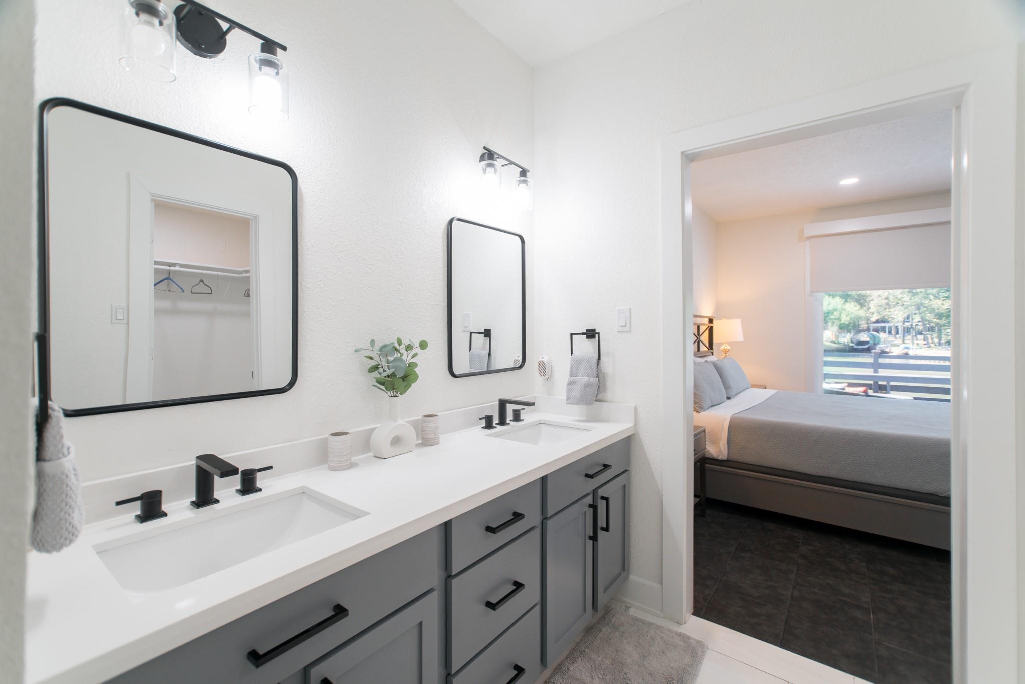 3103 Hemingway Drive