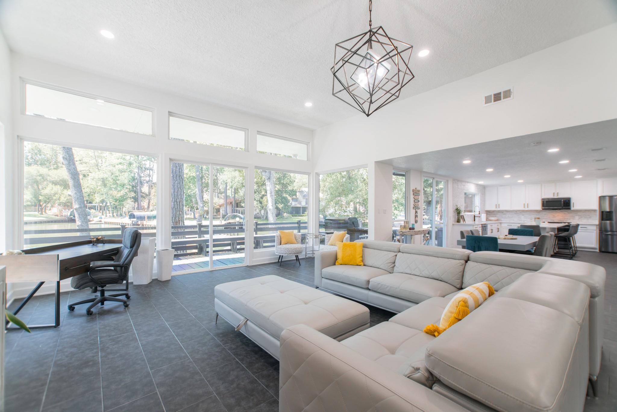 3103 Hemingway Drive