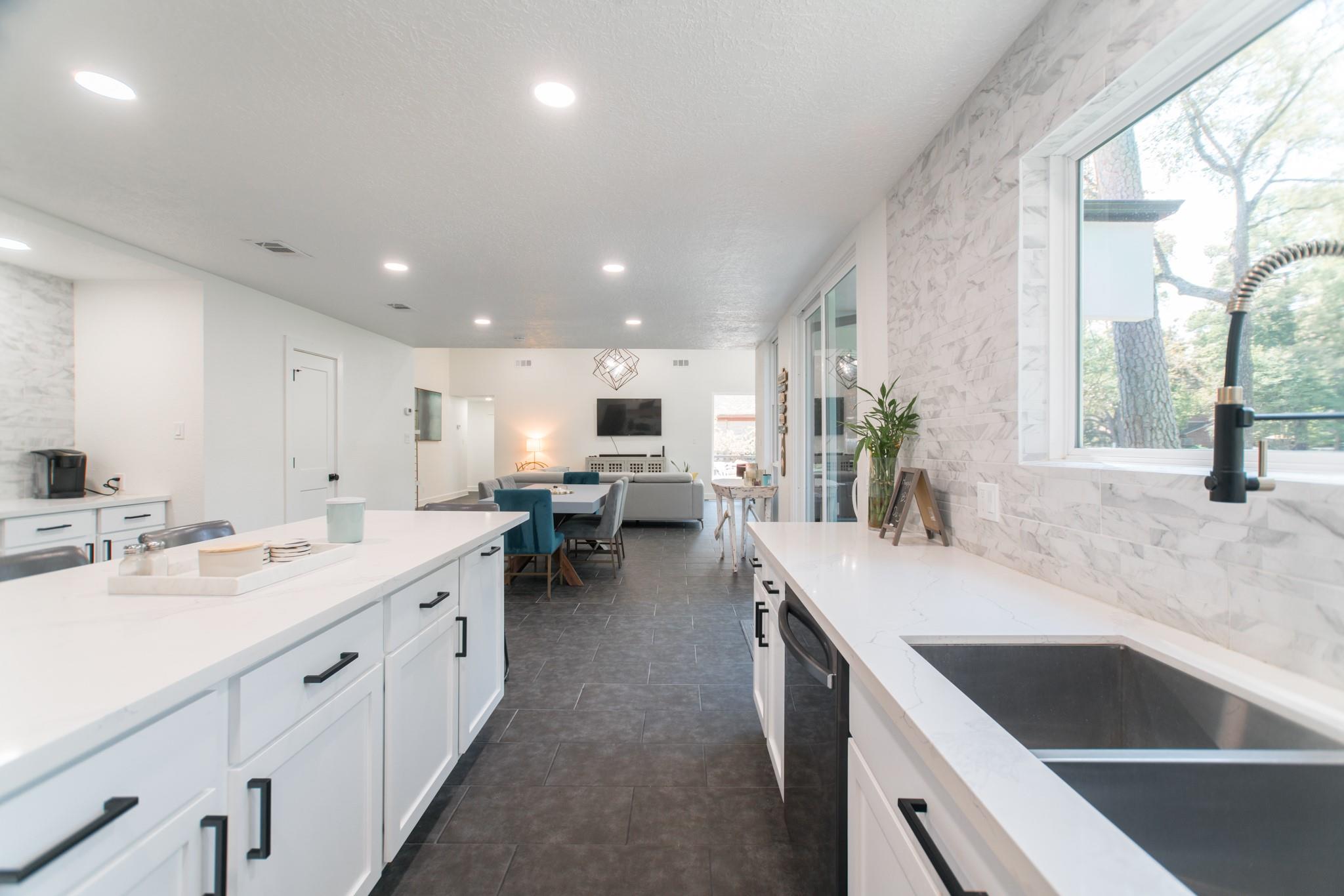 3103 Hemingway Drive