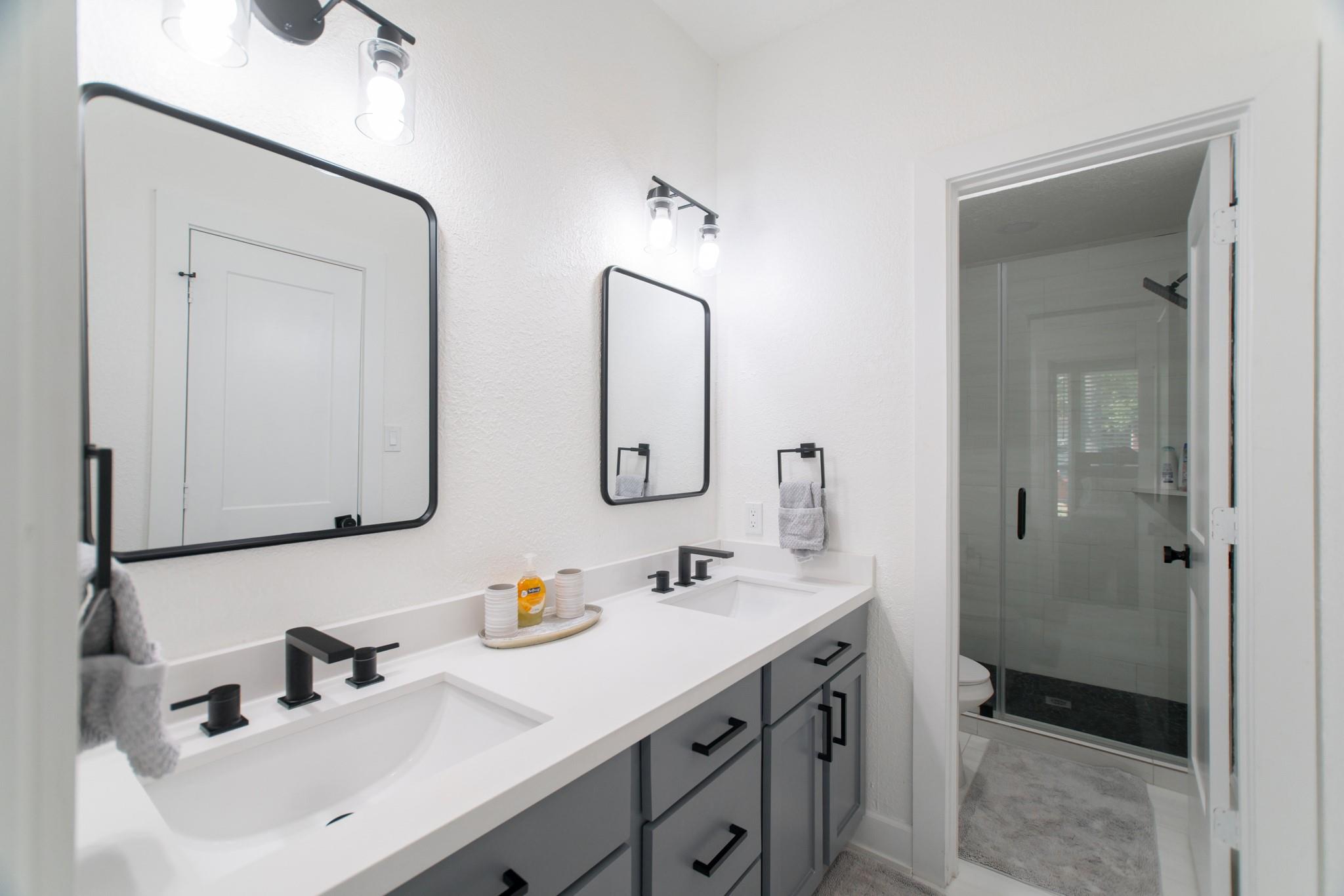 3103 Hemingway Drive