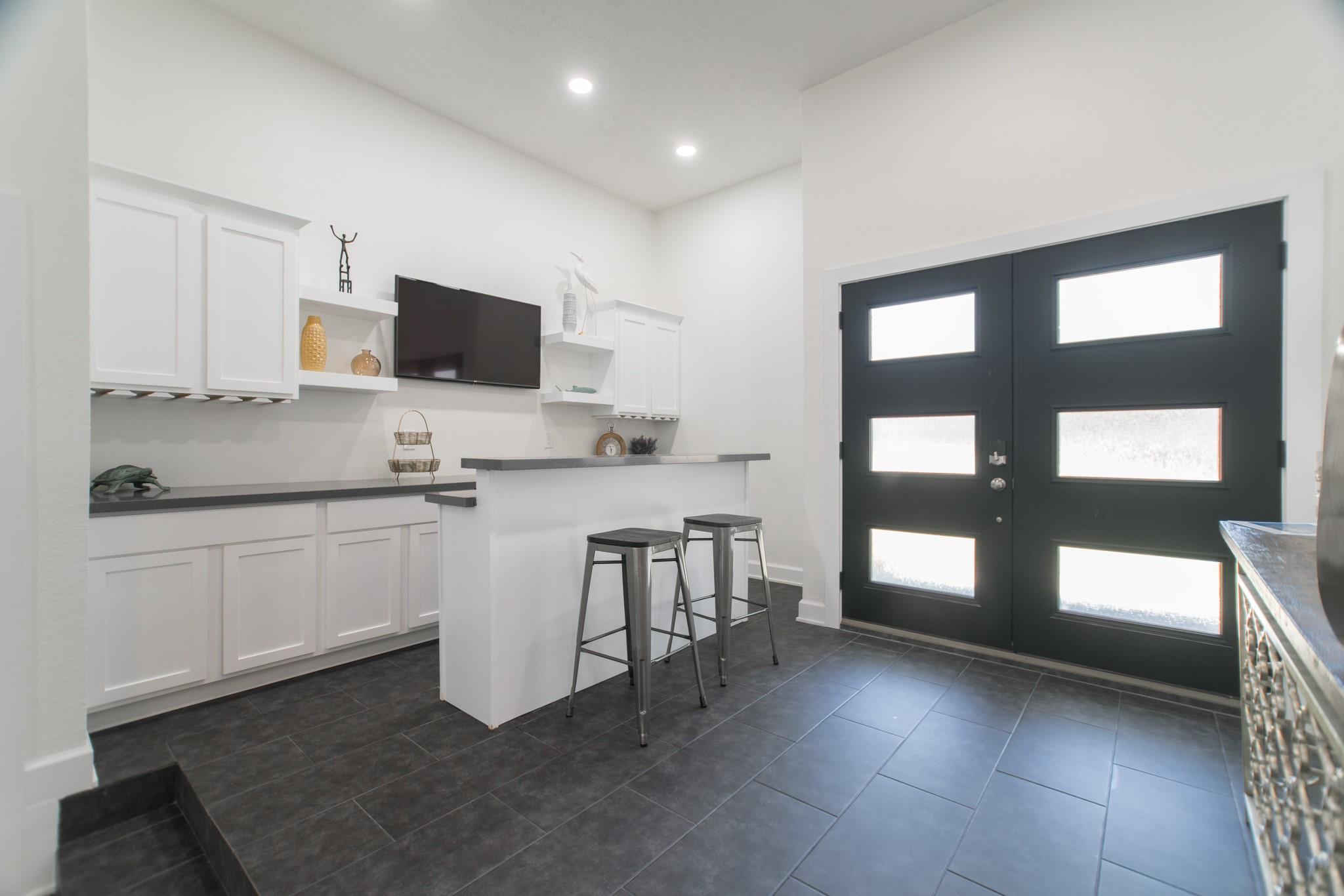 3103 Hemingway Drive