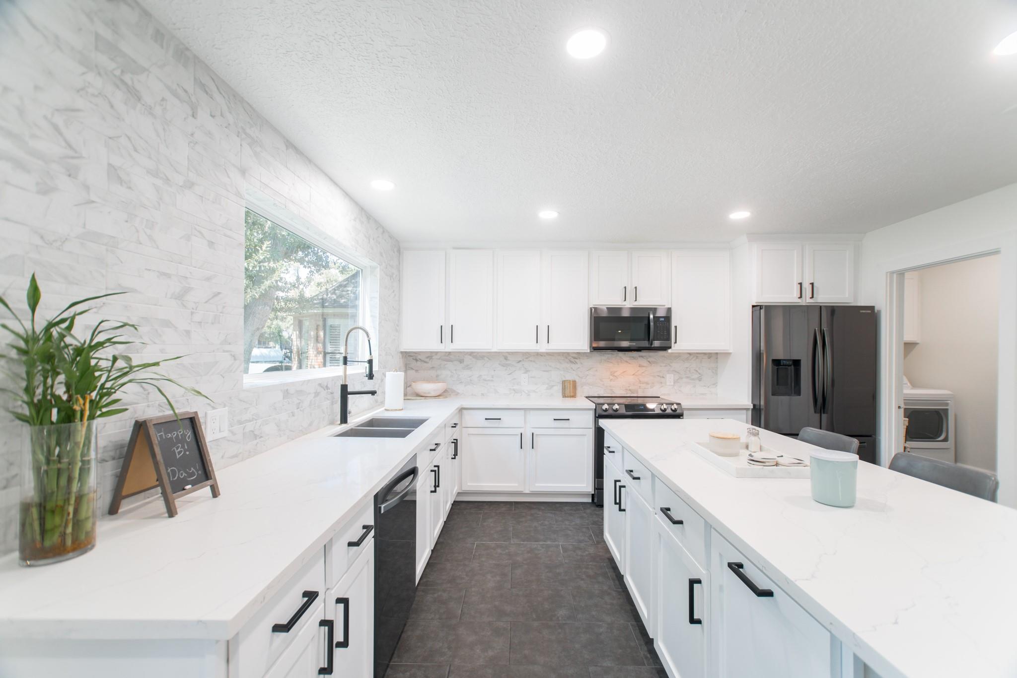 3103 Hemingway Drive