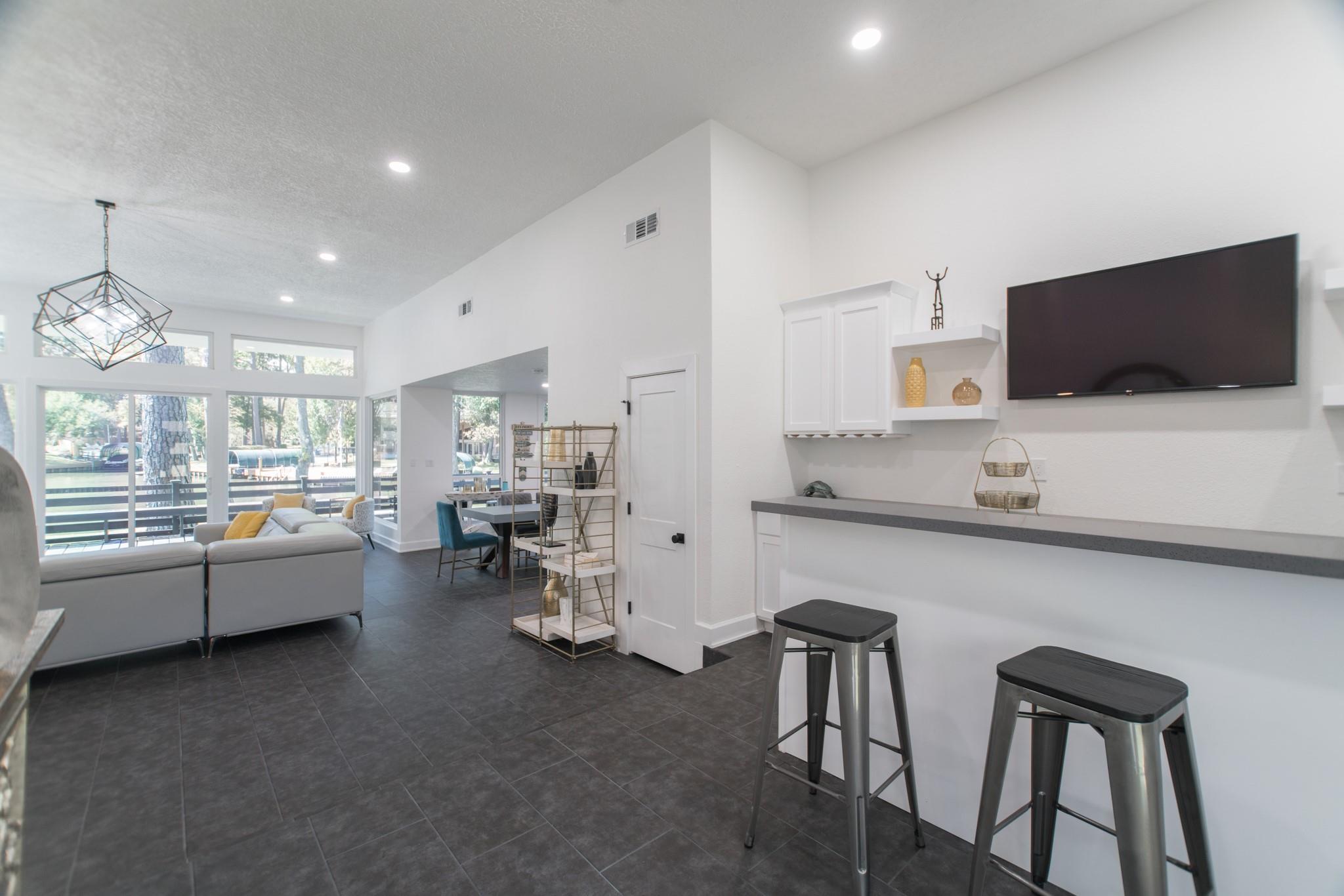 3103 Hemingway Drive