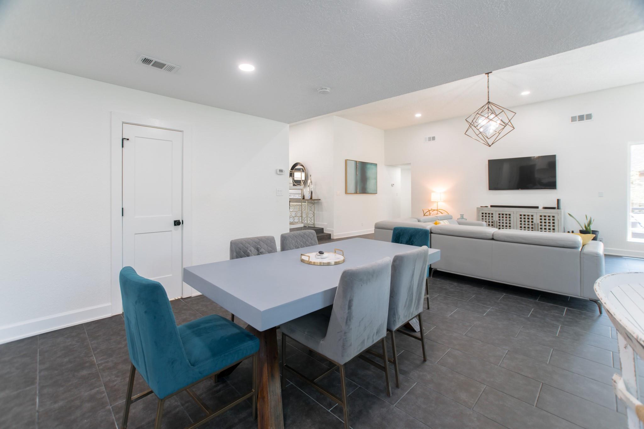 3103 Hemingway Drive