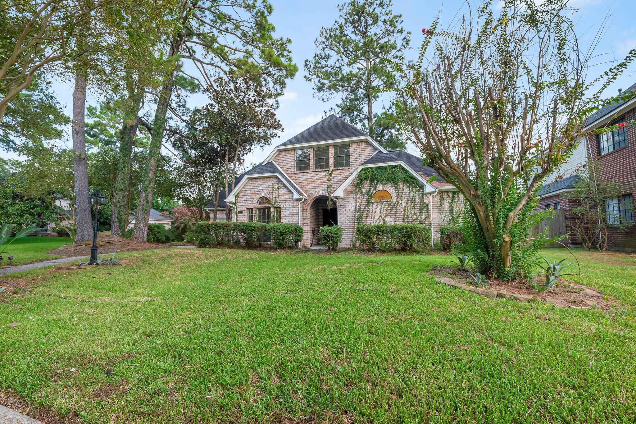 13715 Meadow Sweet Drive, Cypress