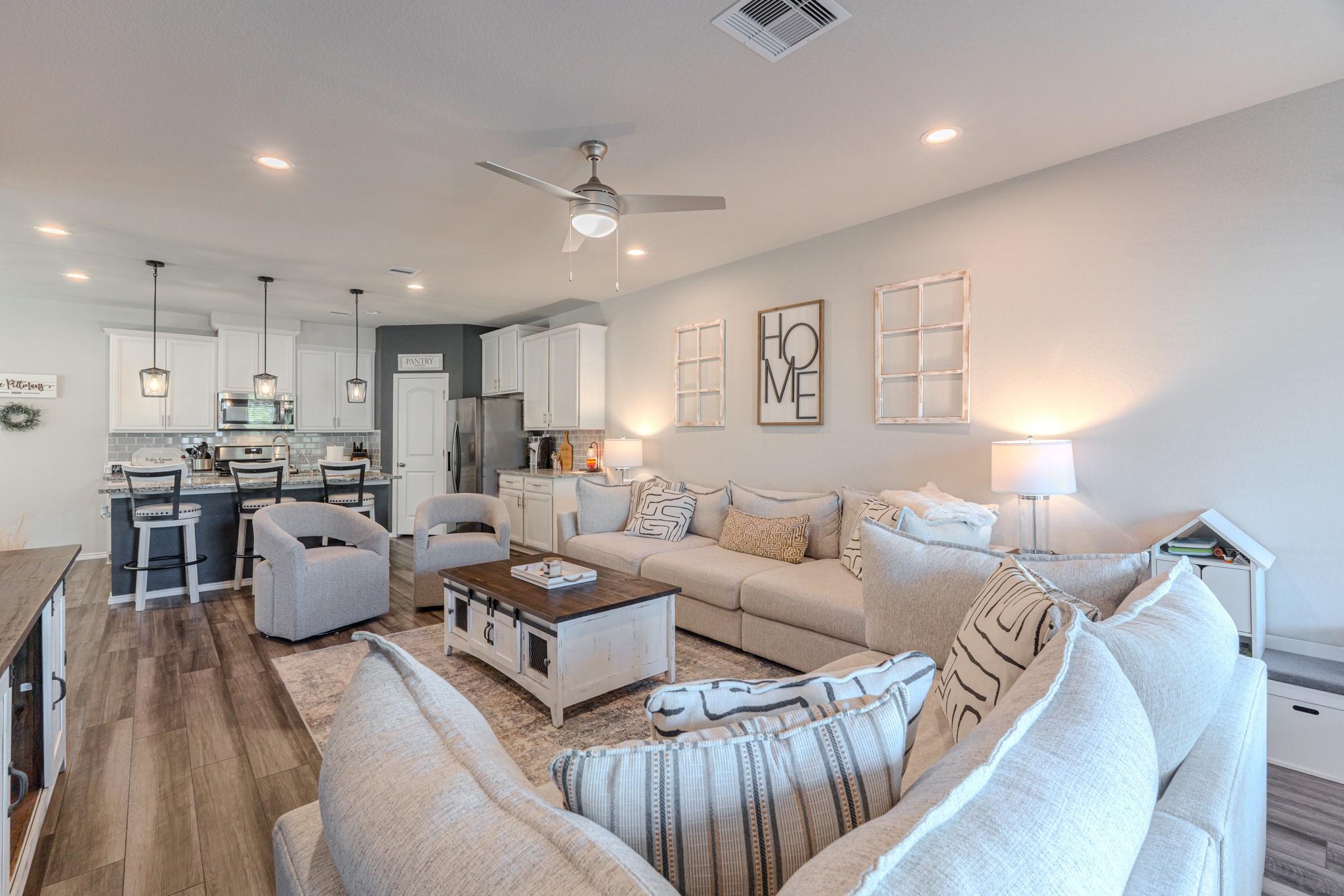 9221 Inland Leather Lane