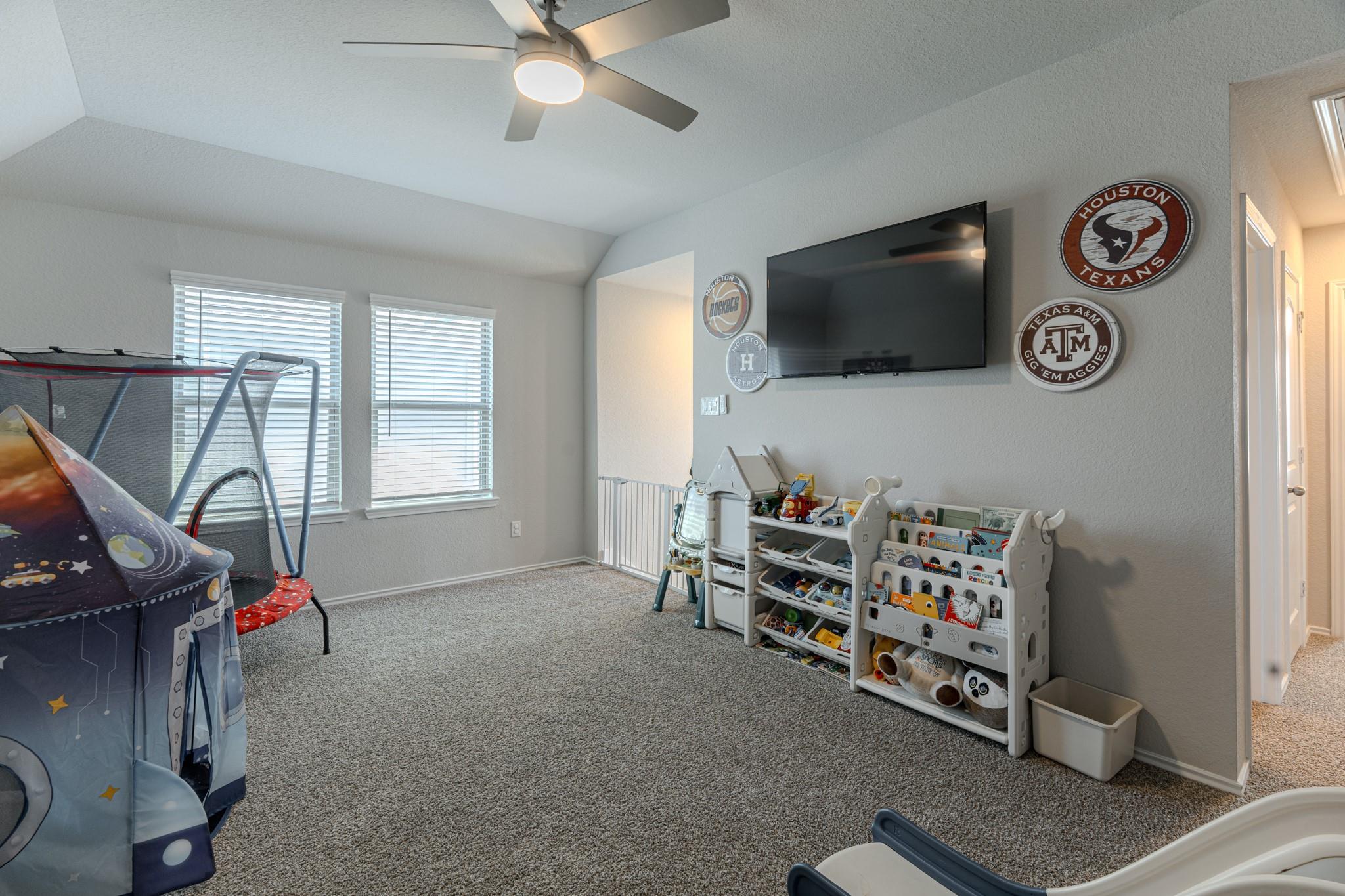 9221 Inland Leather Lane