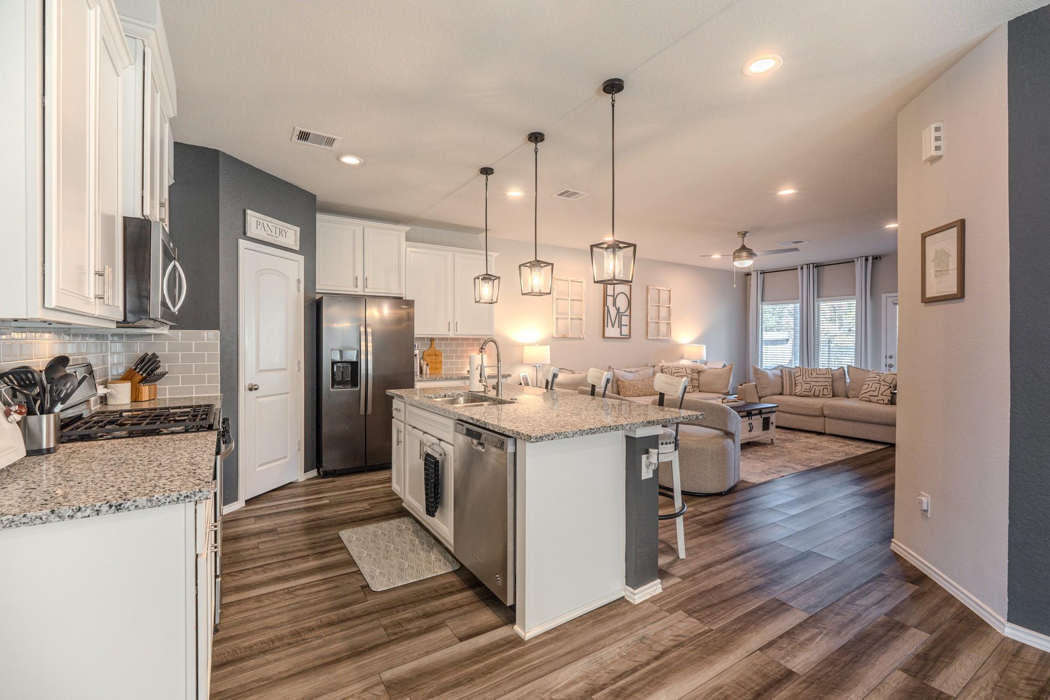 9221 Inland Leather Lane