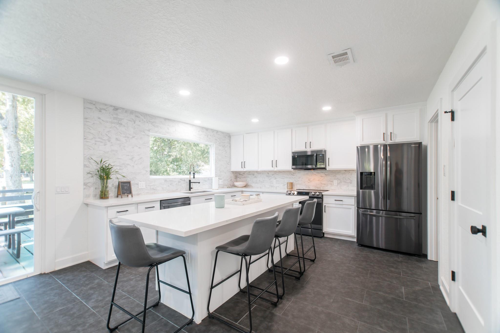 3103 Hemingway Drive