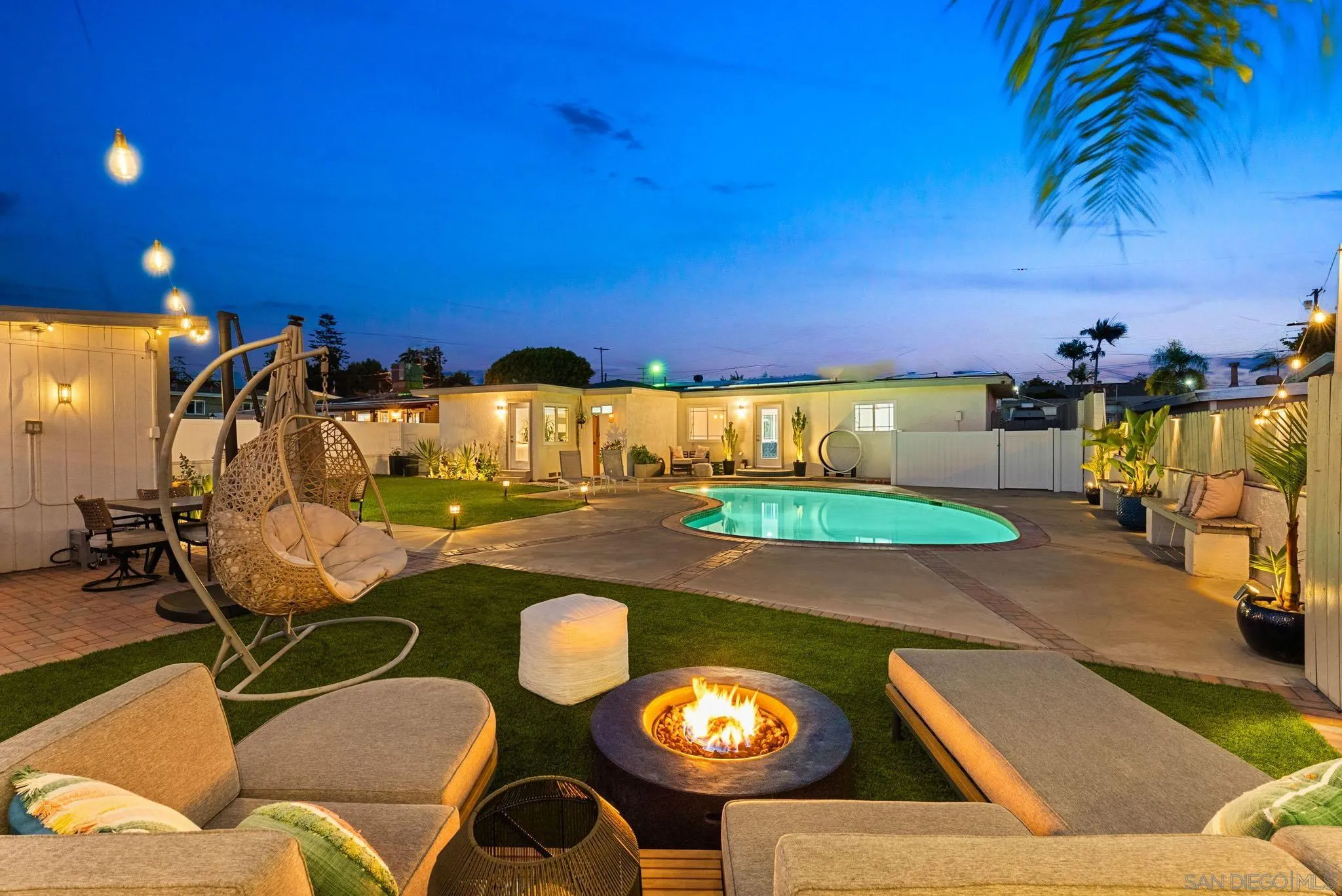 2618 Sheri Ln