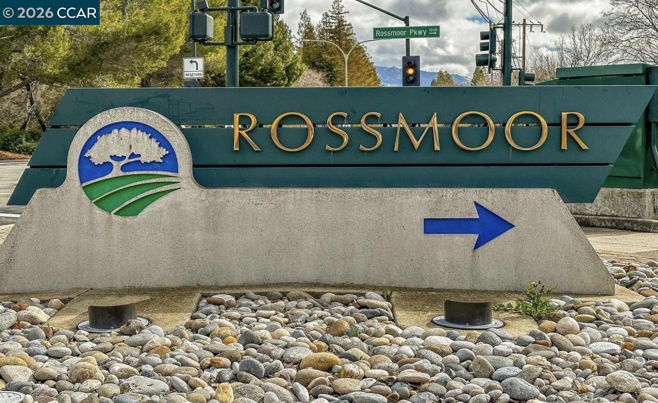 2017 Pine Knoll Drive # 7