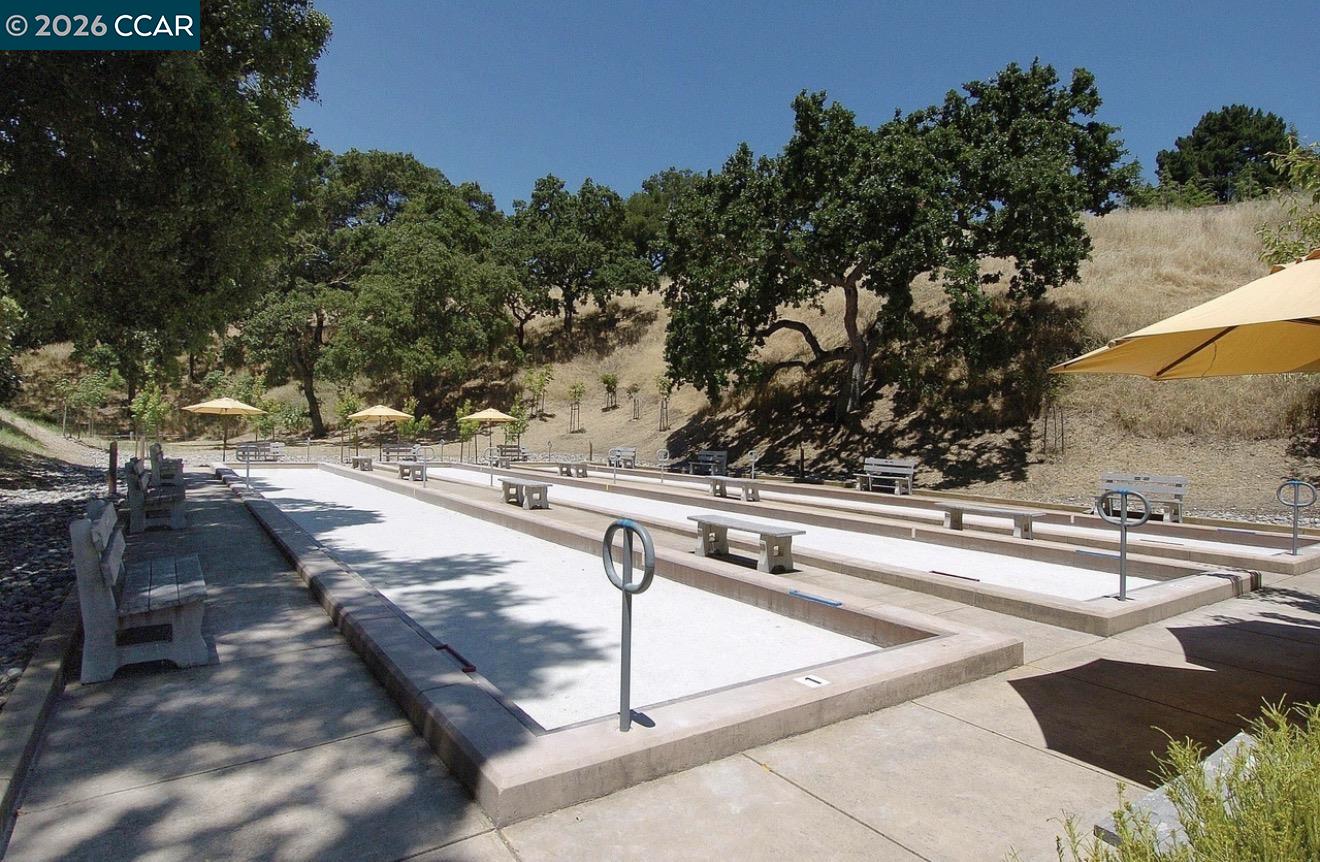 2017 Pine Knoll Drive # 7