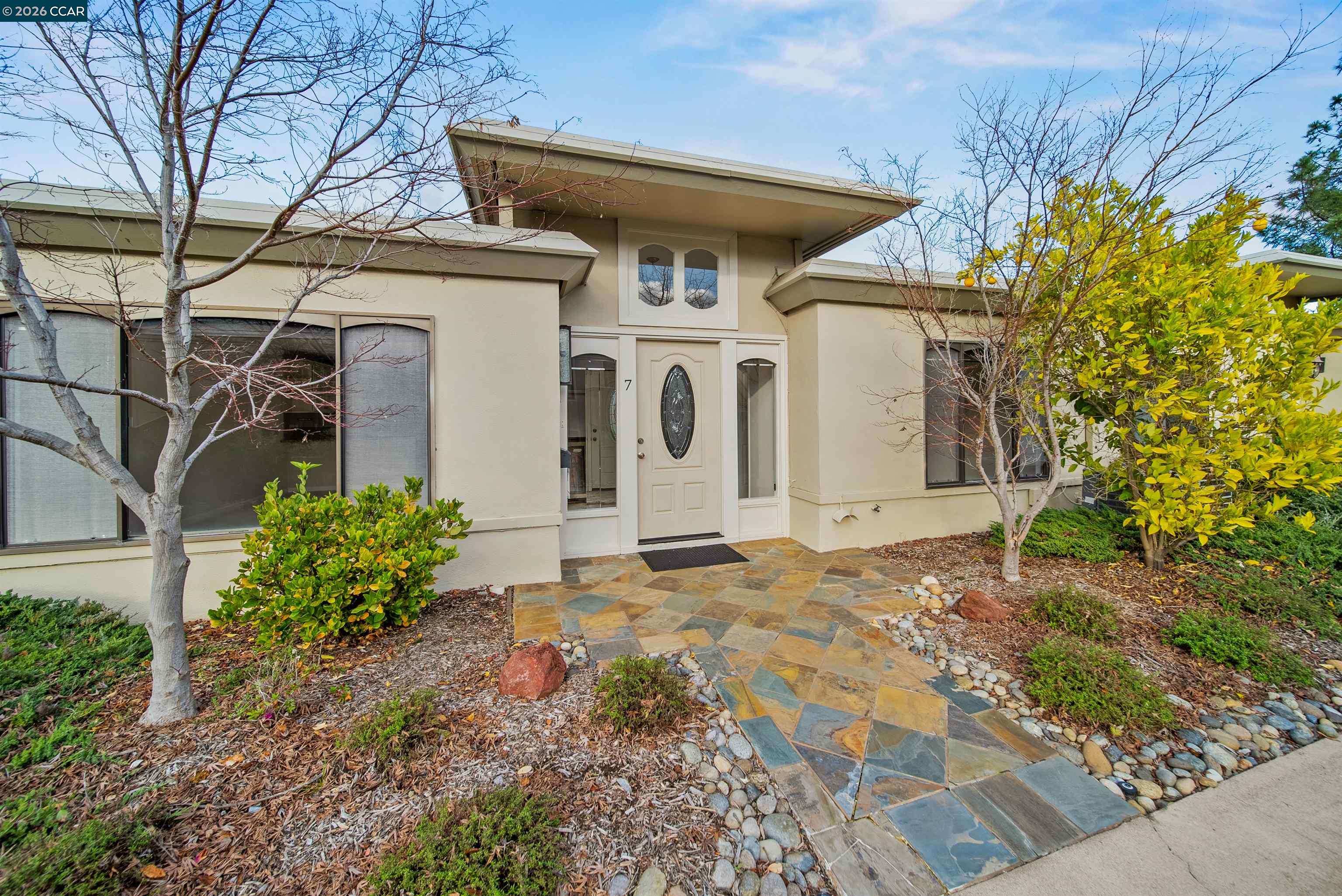 2017 Pine Knoll Drive # 7