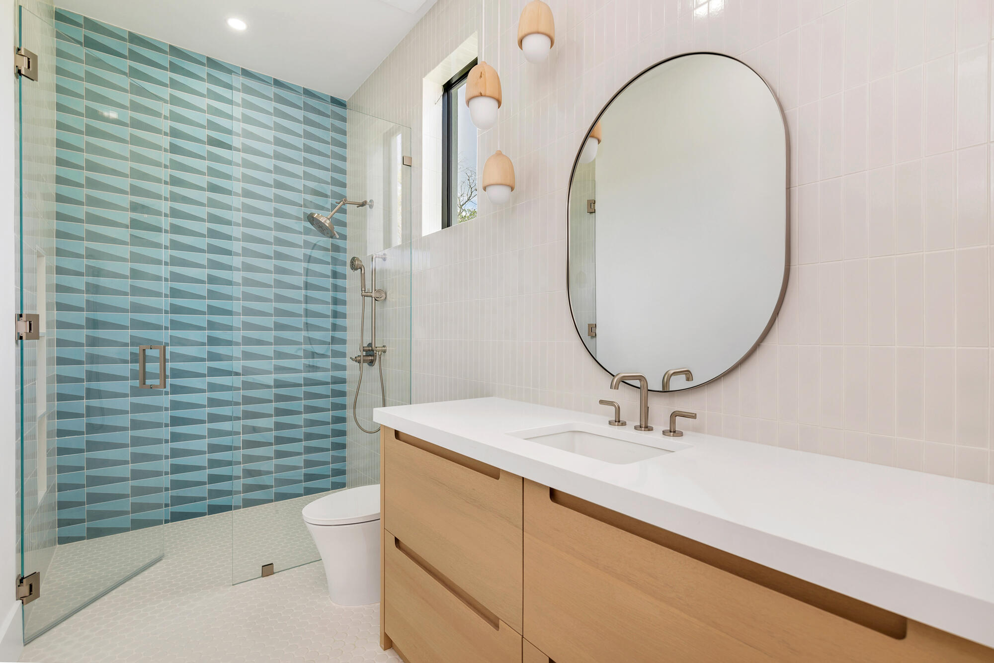 2015 Lockheed Terrace