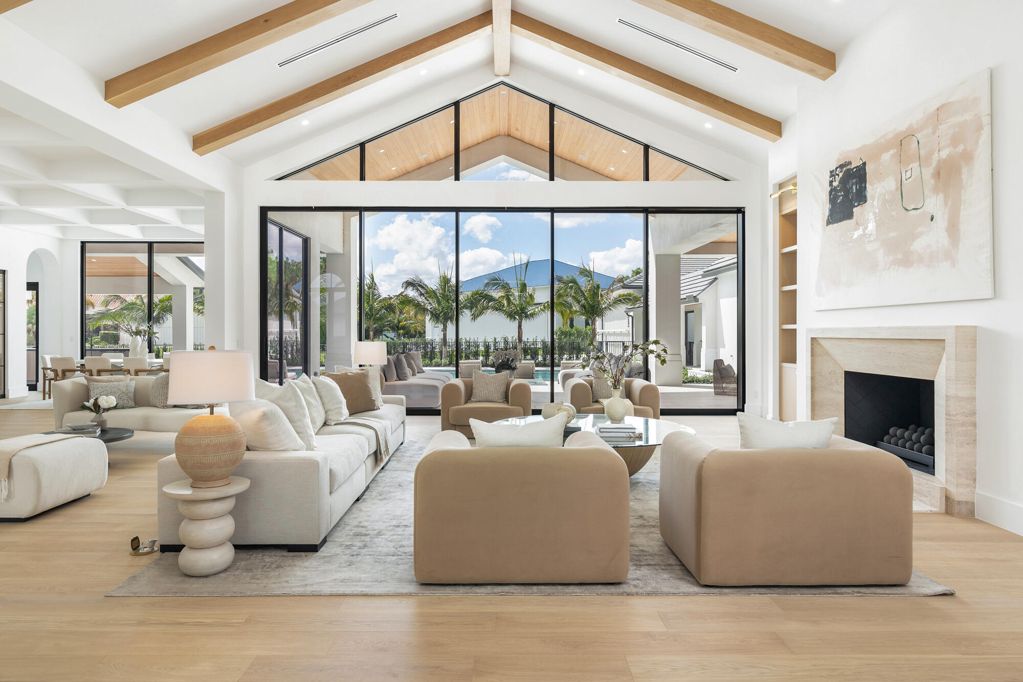 2015 Lockheed Terrace