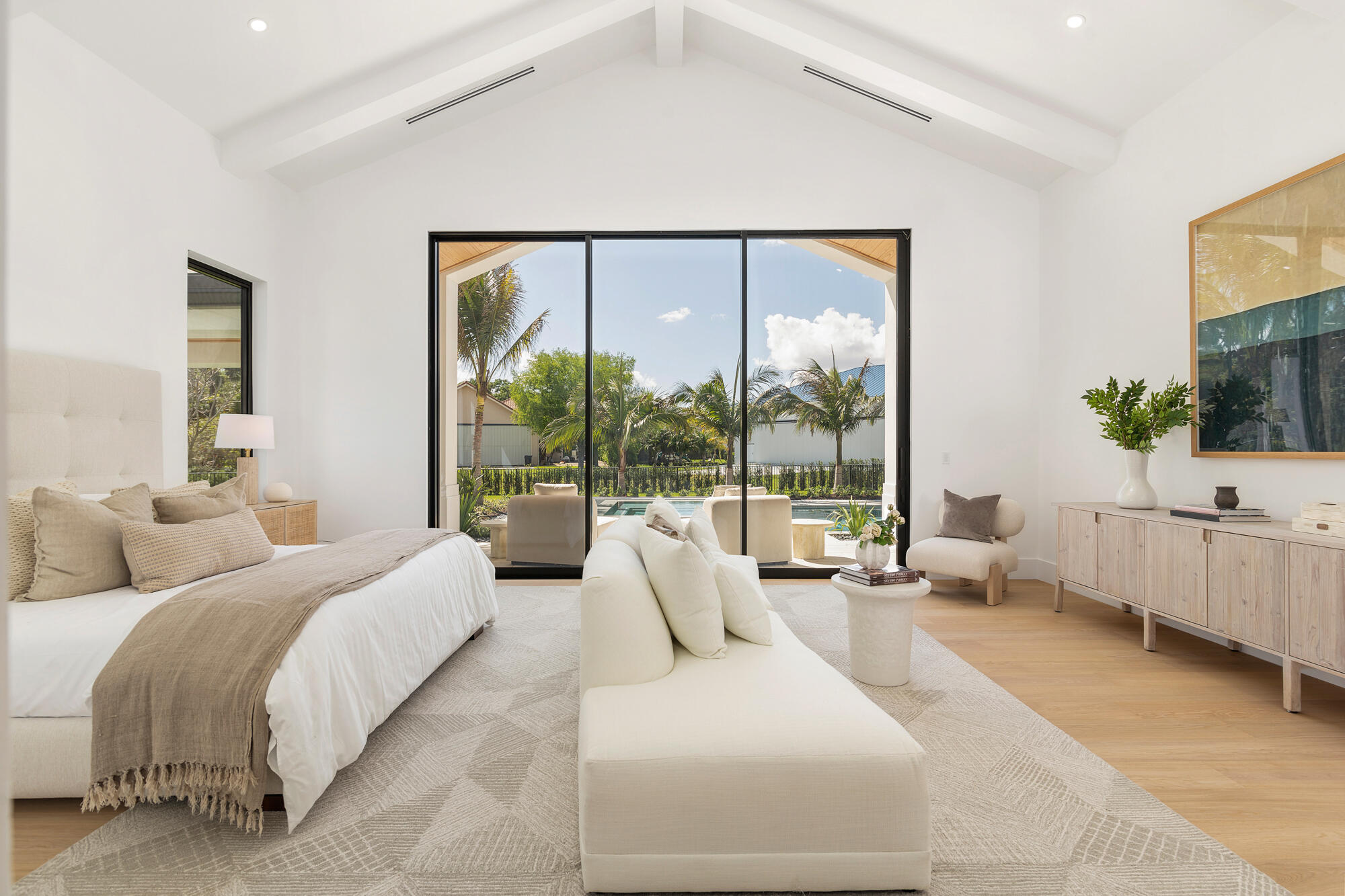 2015 Lockheed Terrace