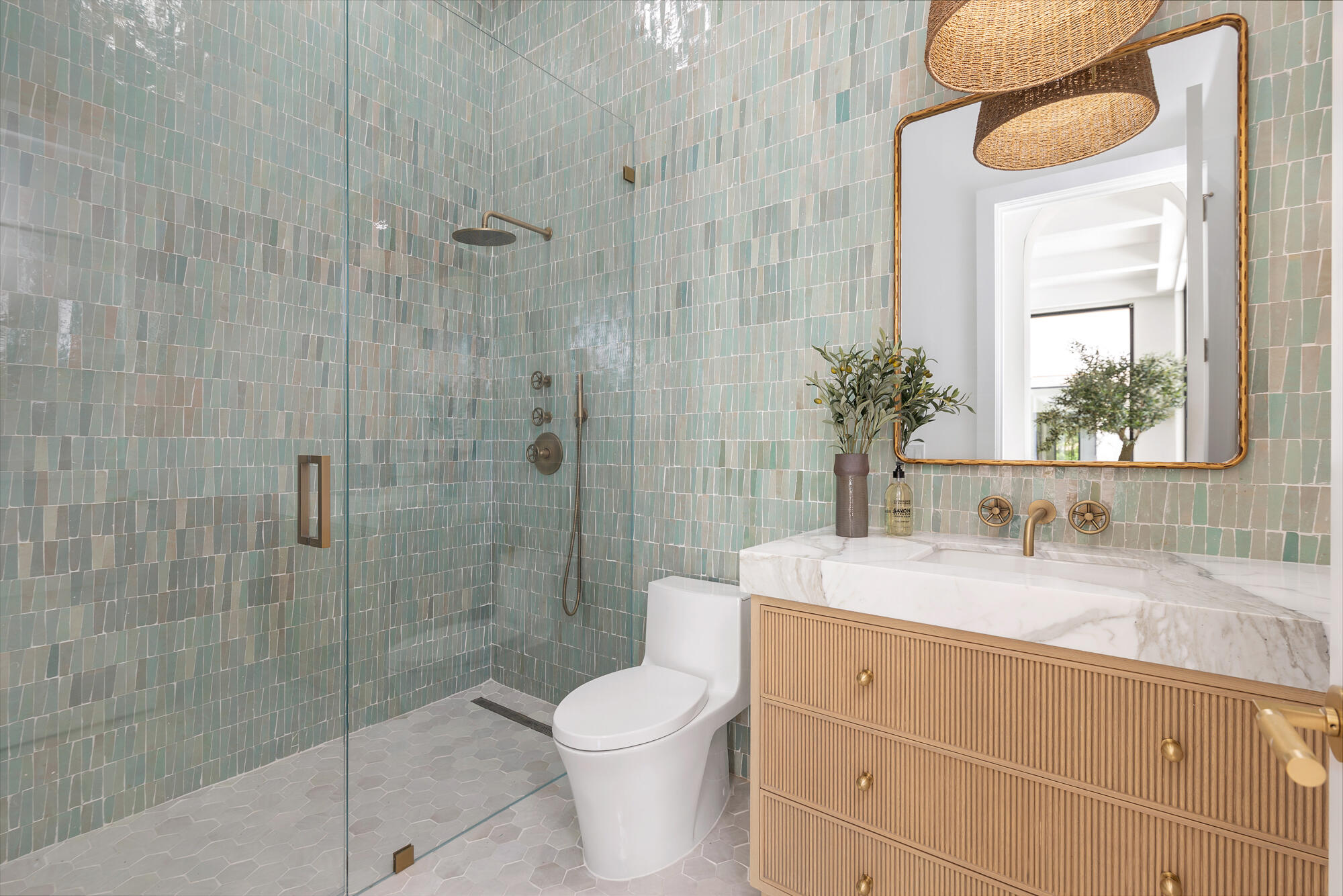 2015 Lockheed Terrace