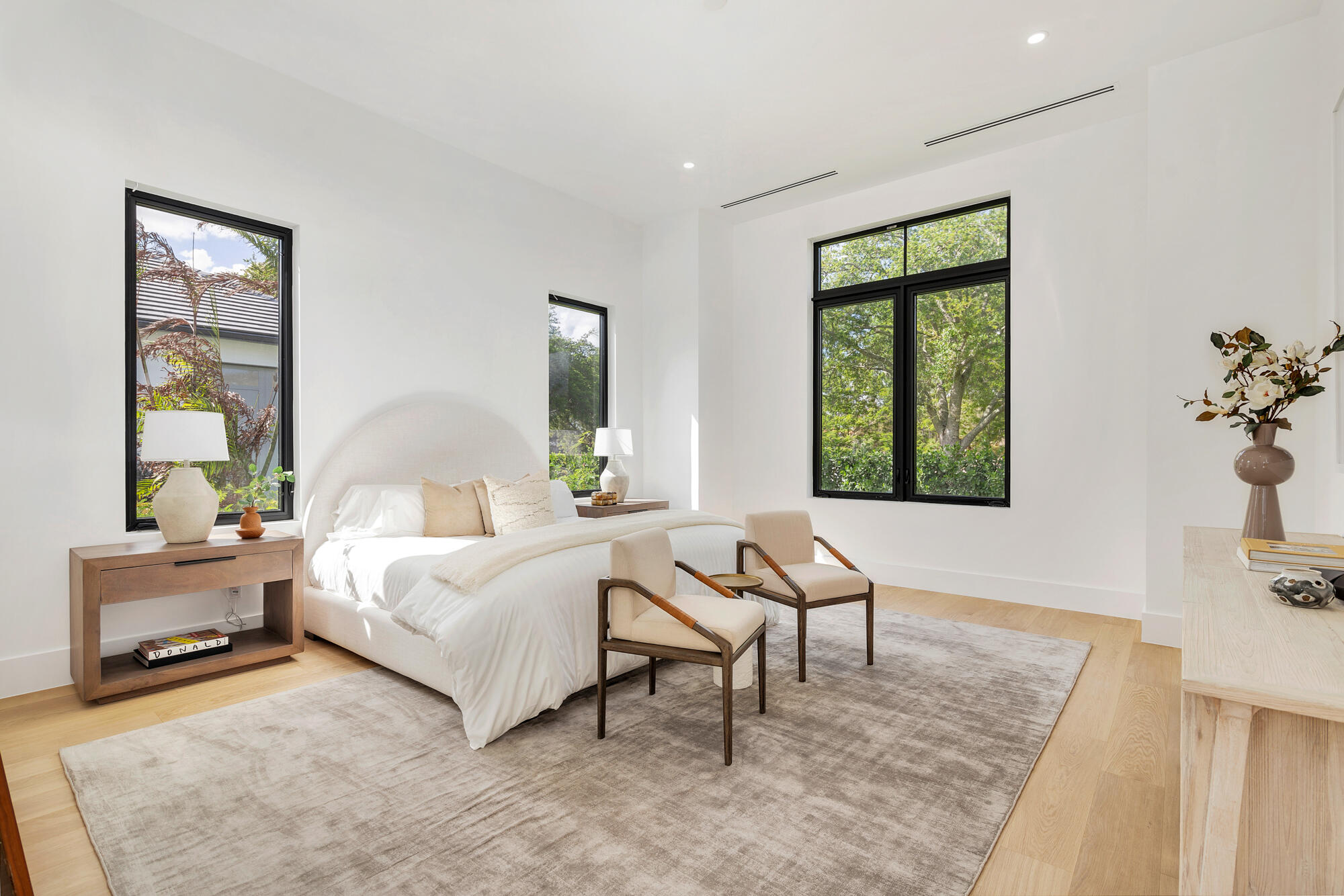 2015 Lockheed Terrace