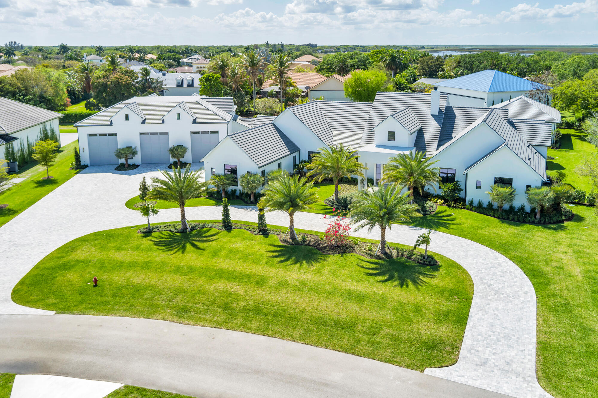 2015 Lockheed Terrace