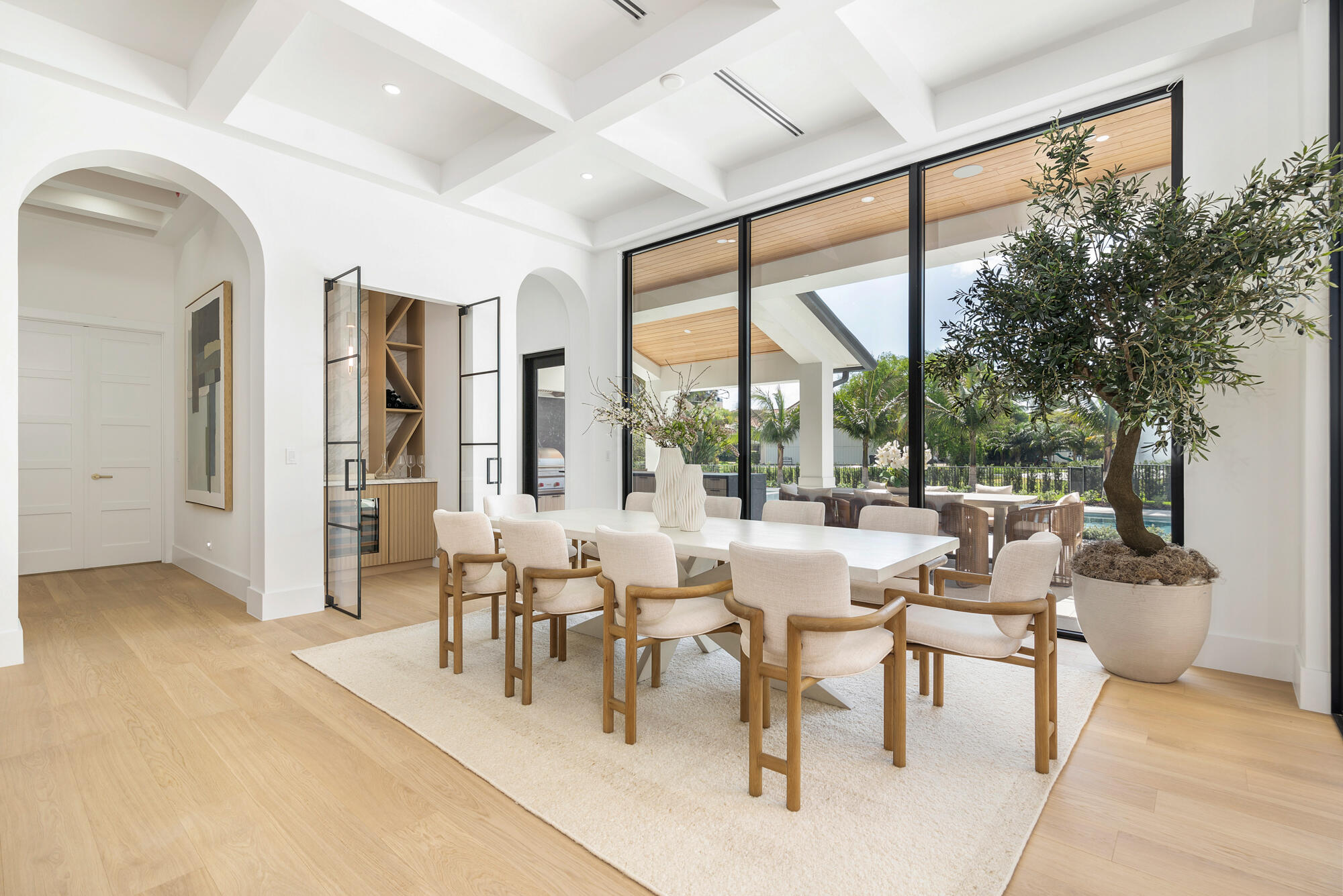 2015 Lockheed Terrace