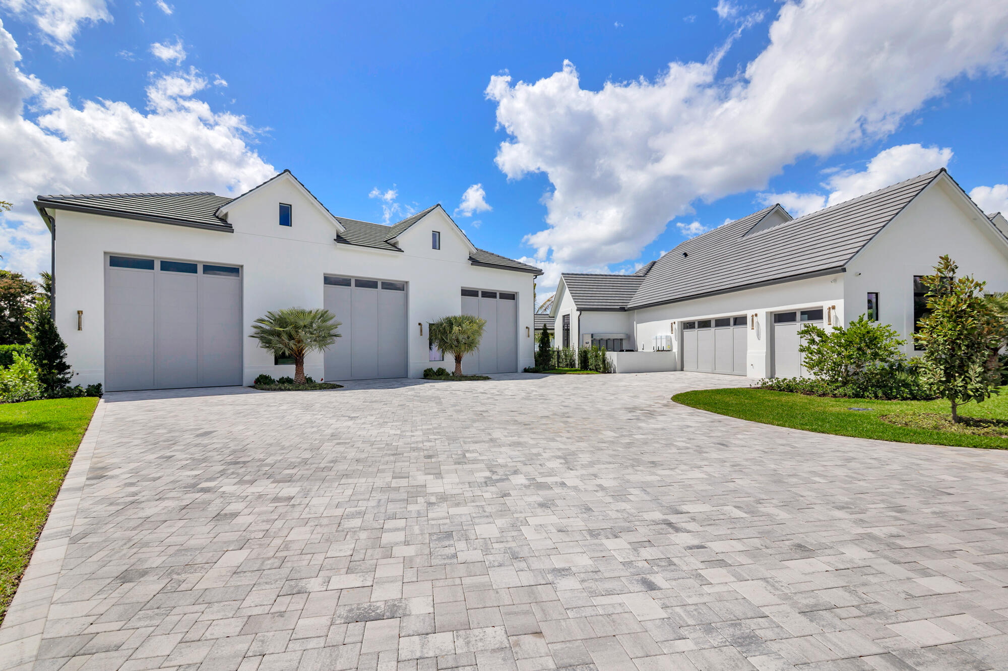 2015 Lockheed Terrace