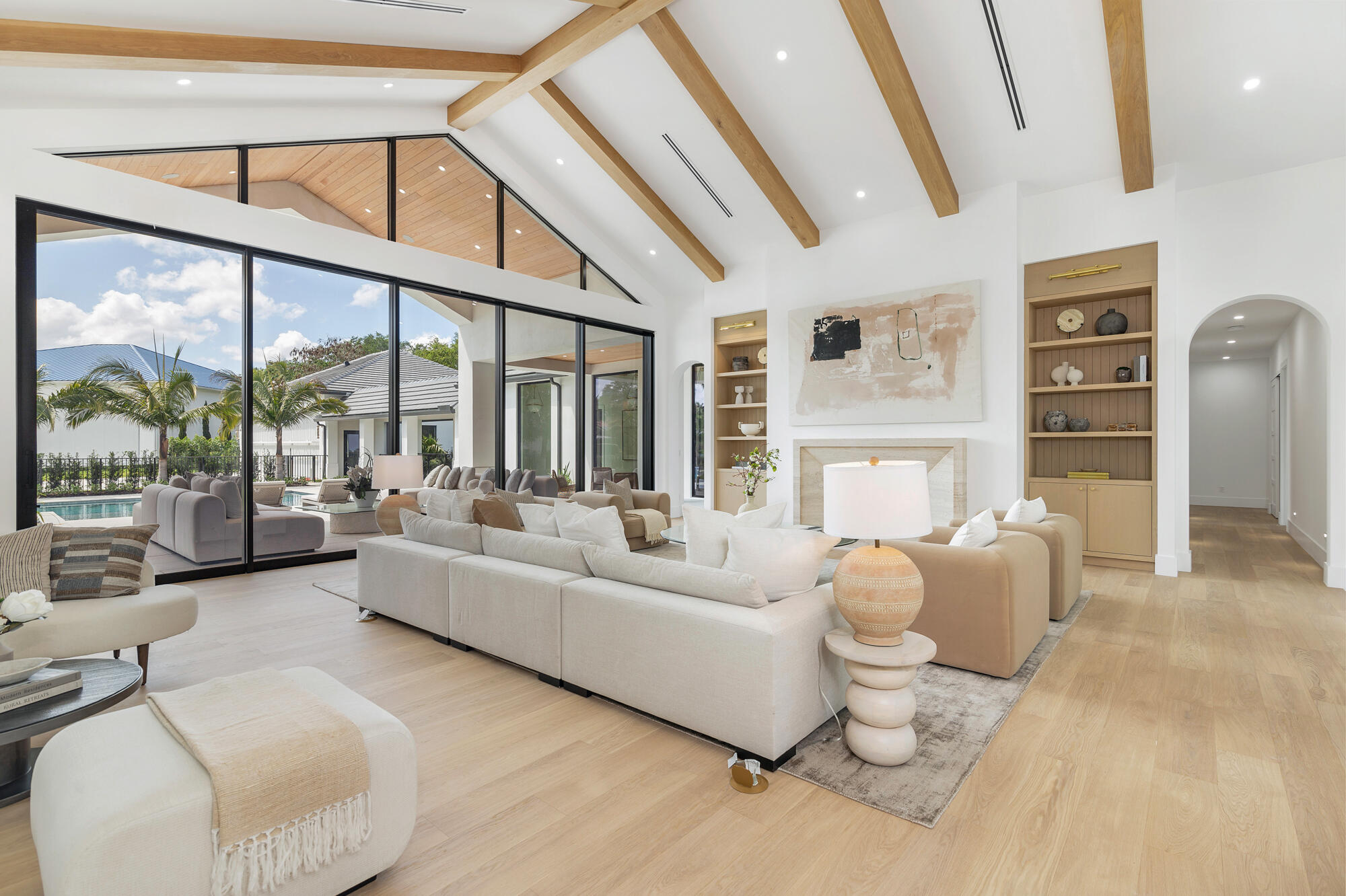 2015 Lockheed Terrace