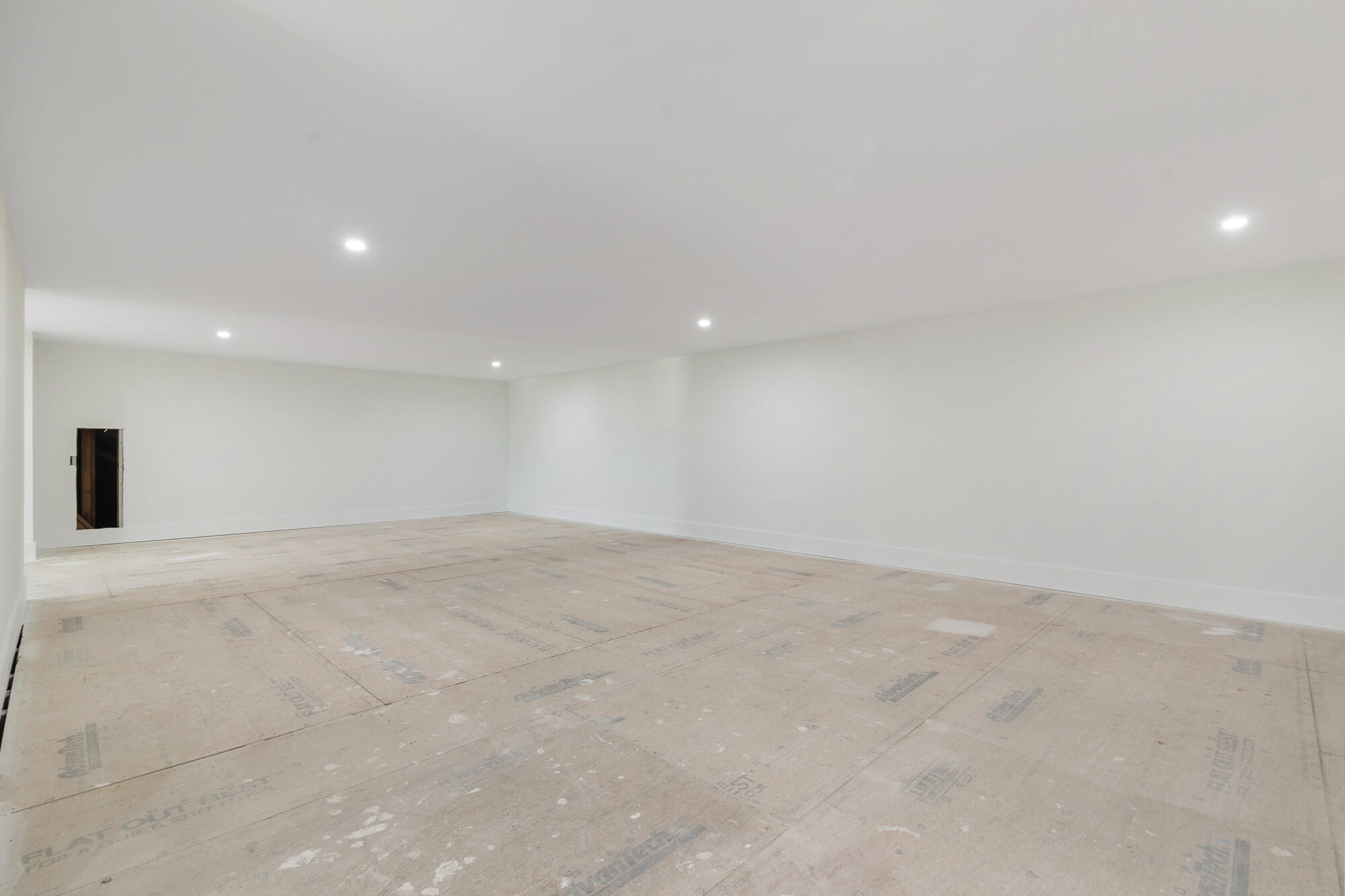 2015 Lockheed Terrace