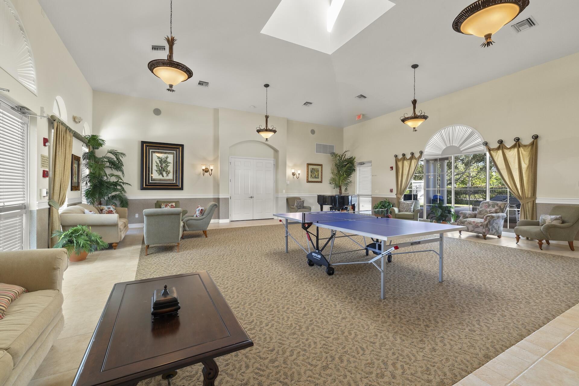2101 Wingate Bend