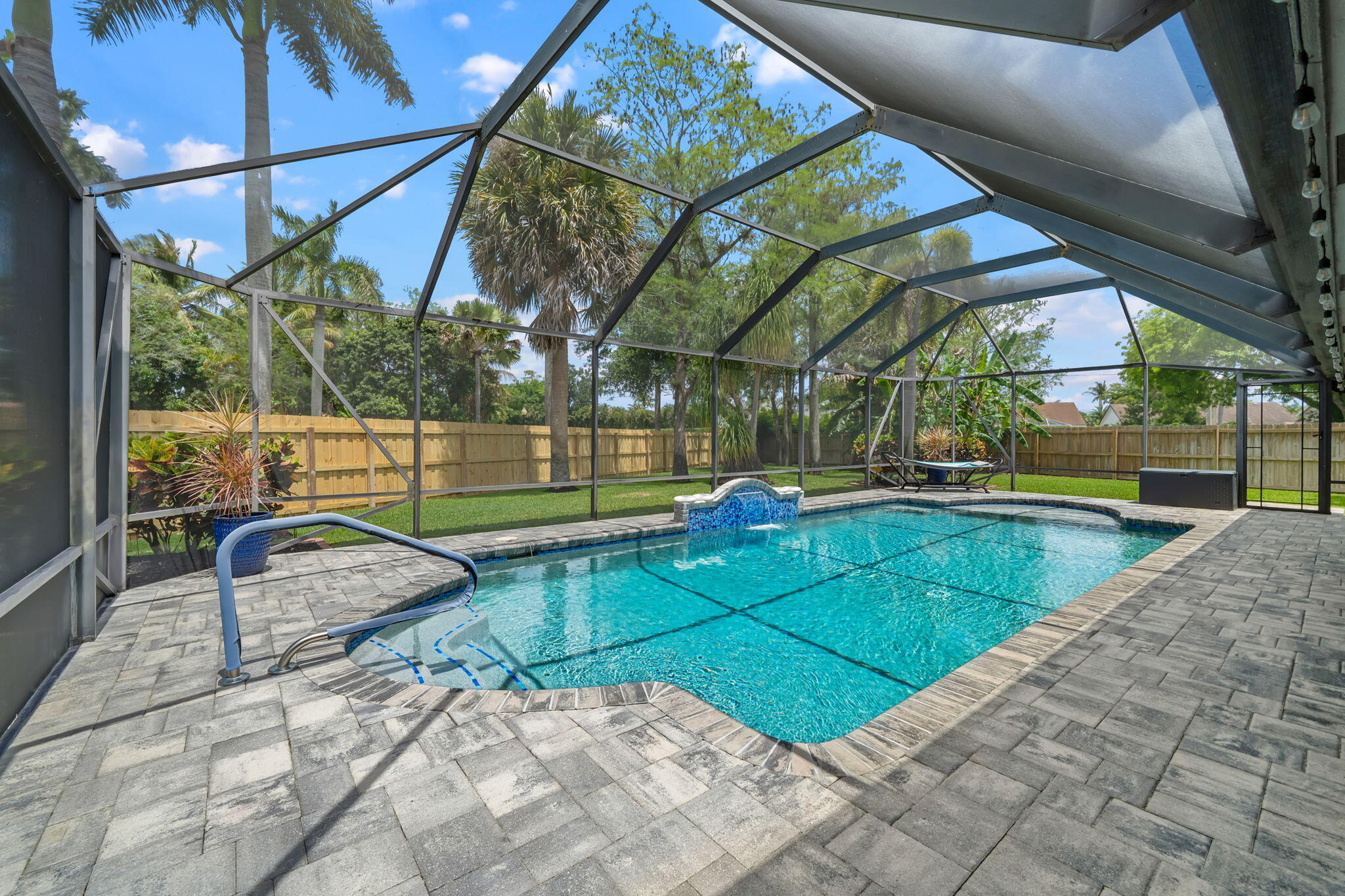 1540 Farmington Court