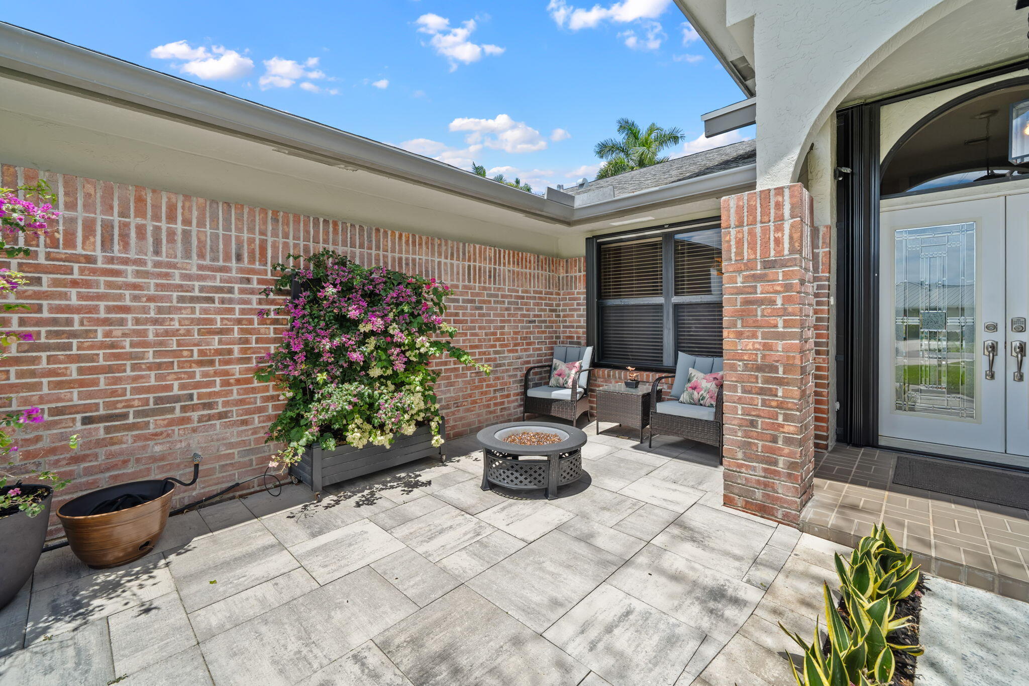 1540 Farmington Court