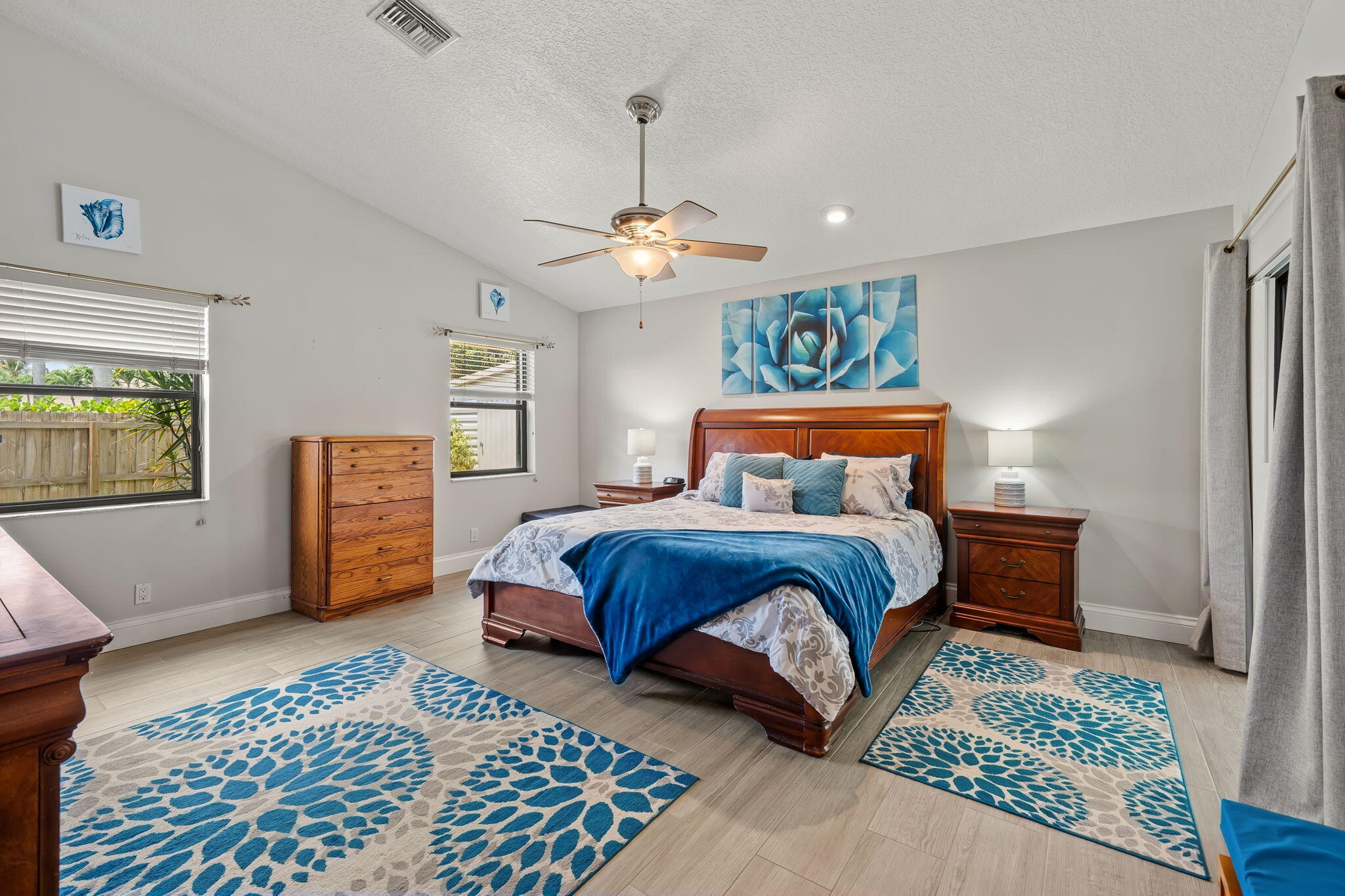 1540 Farmington Court