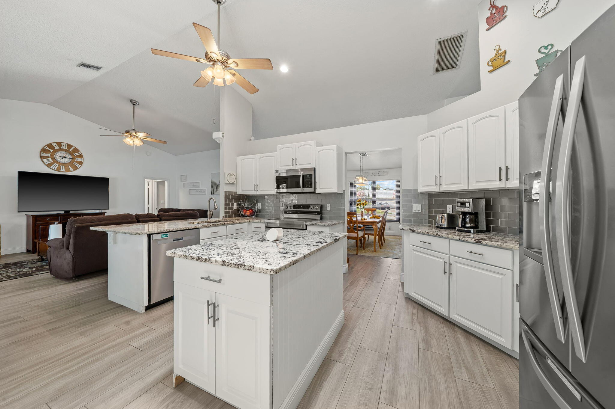 1540 Farmington Court