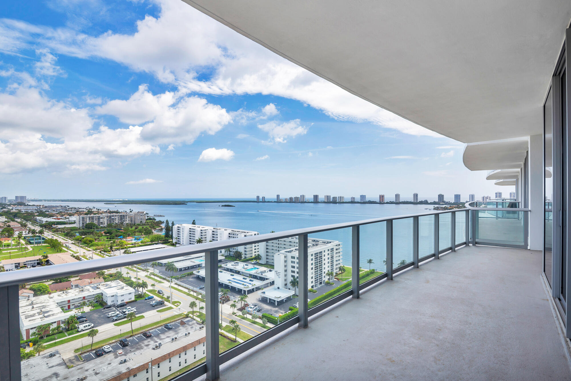 220 Lake Shore Drive