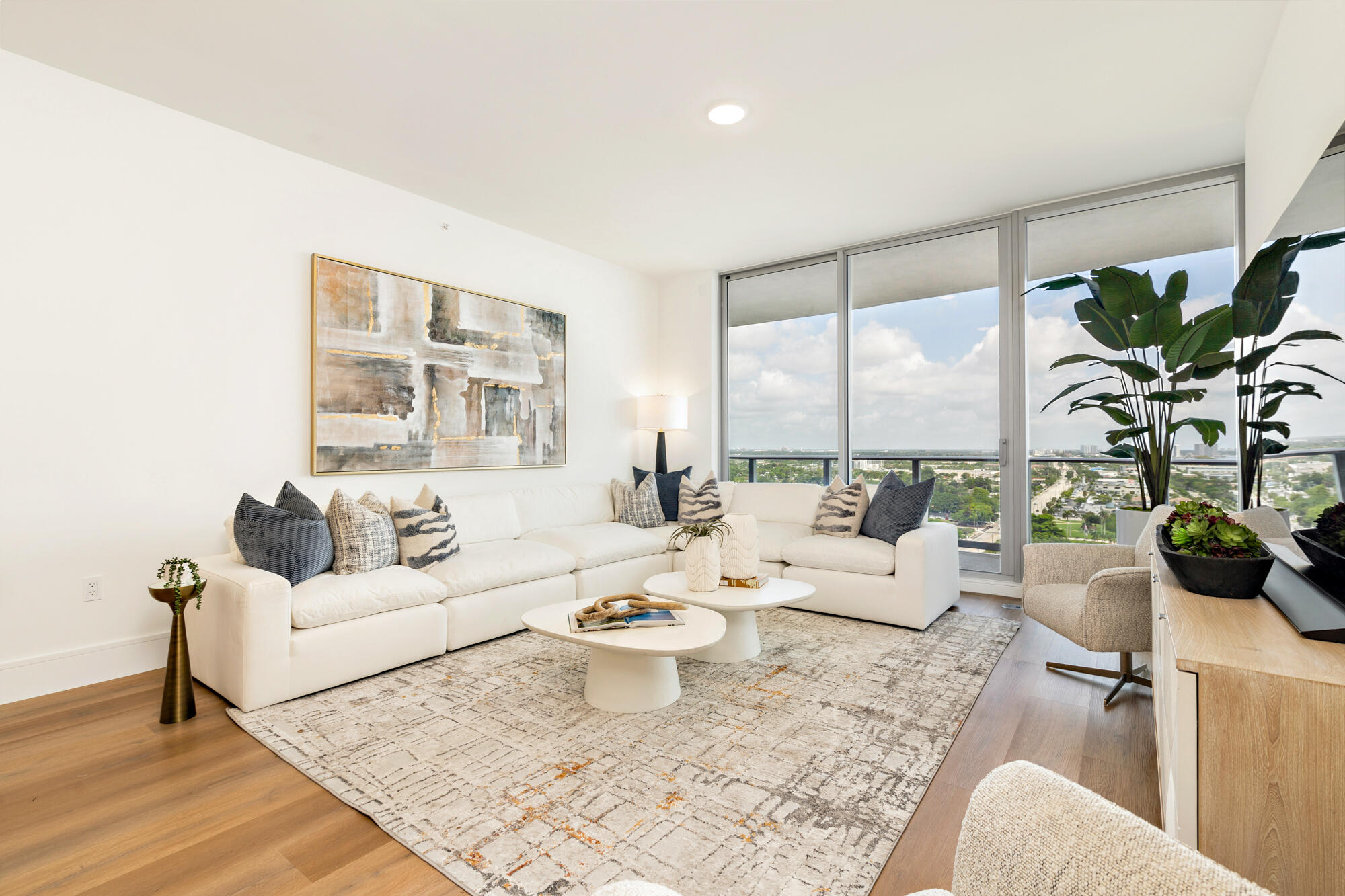 220 Lake Shore Drive