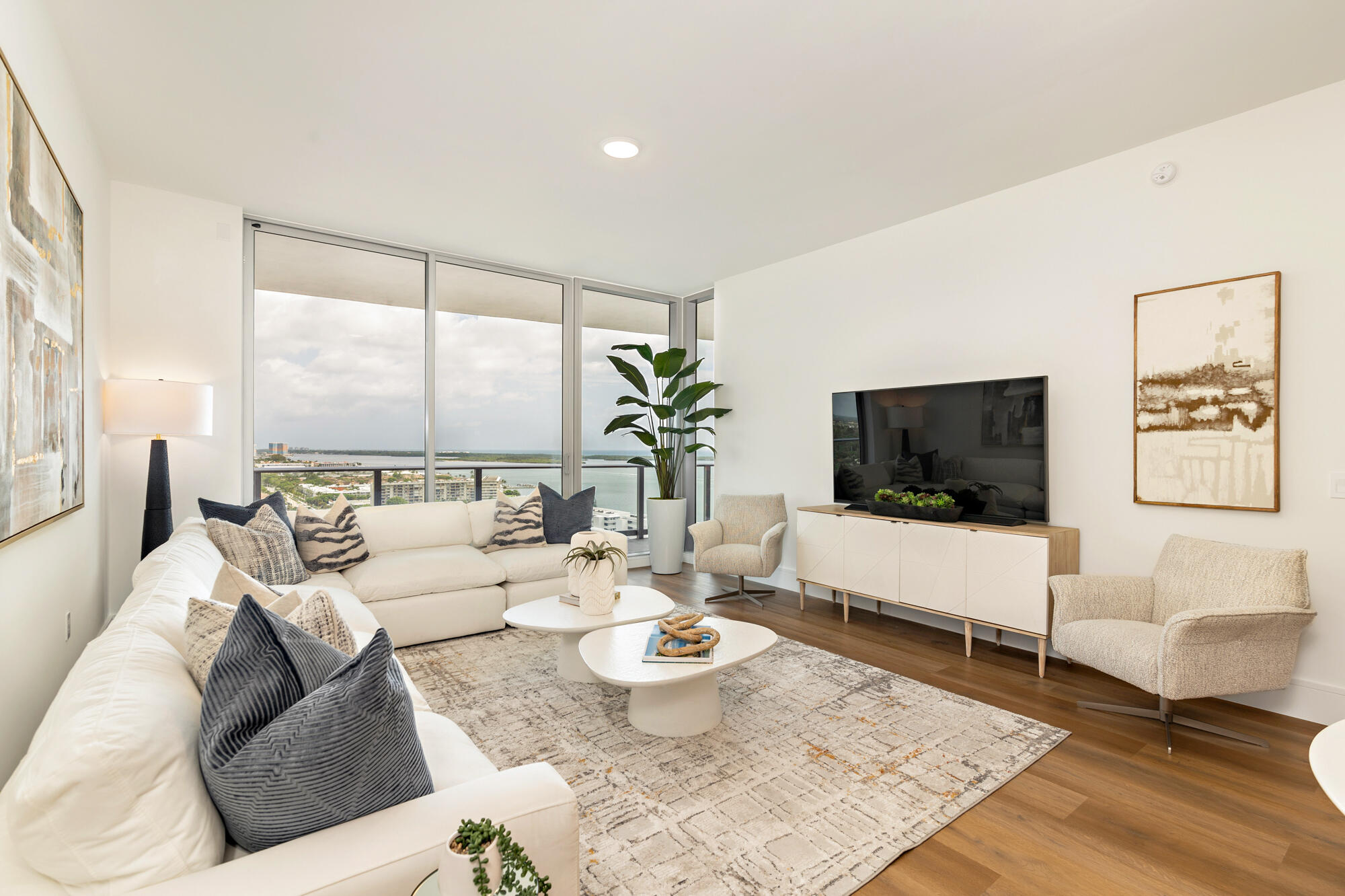 220 Lake Shore Drive