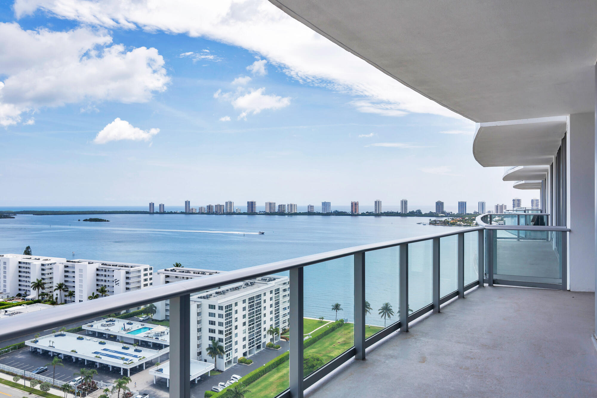 220 Lake Shore Drive
