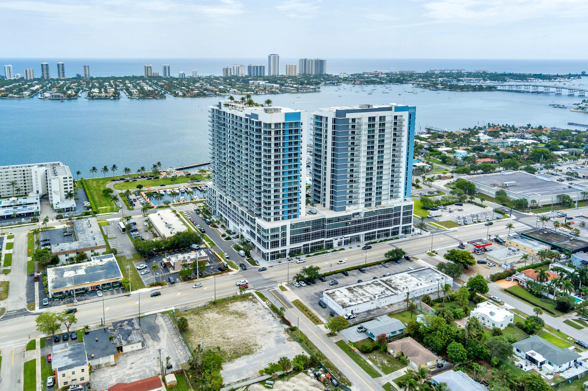 220 Lake Shore Drive