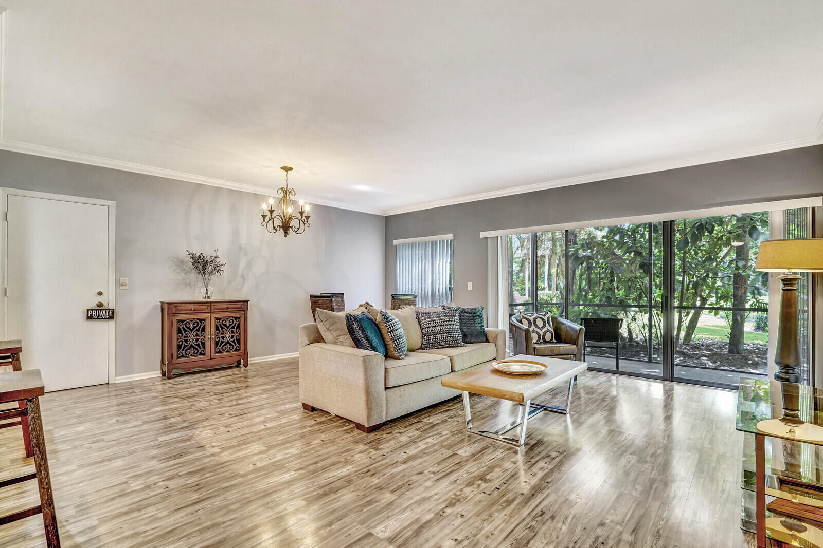 11863 Wimbledon Circle 424
