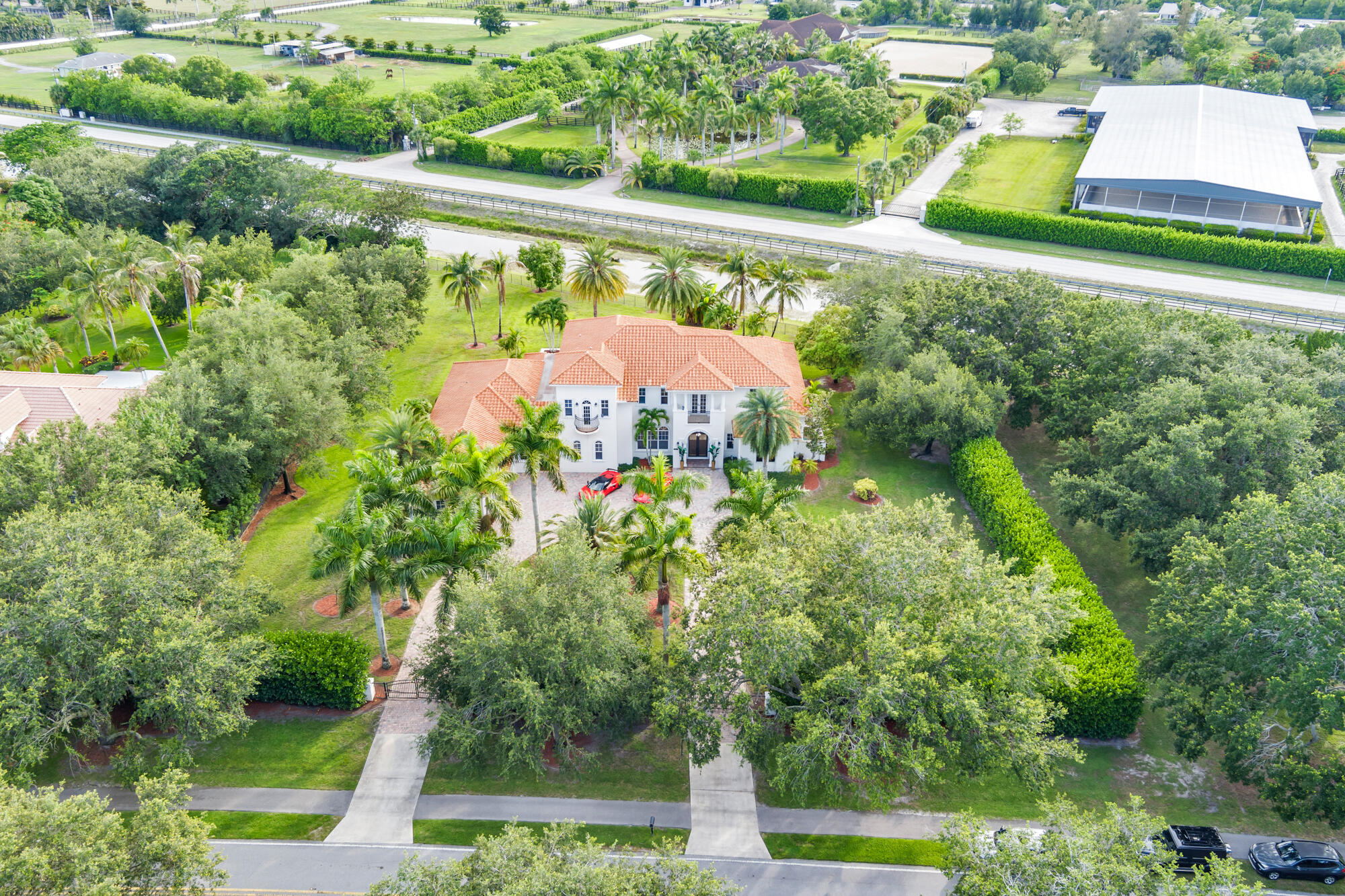 2685 Greenbriar Boulevard